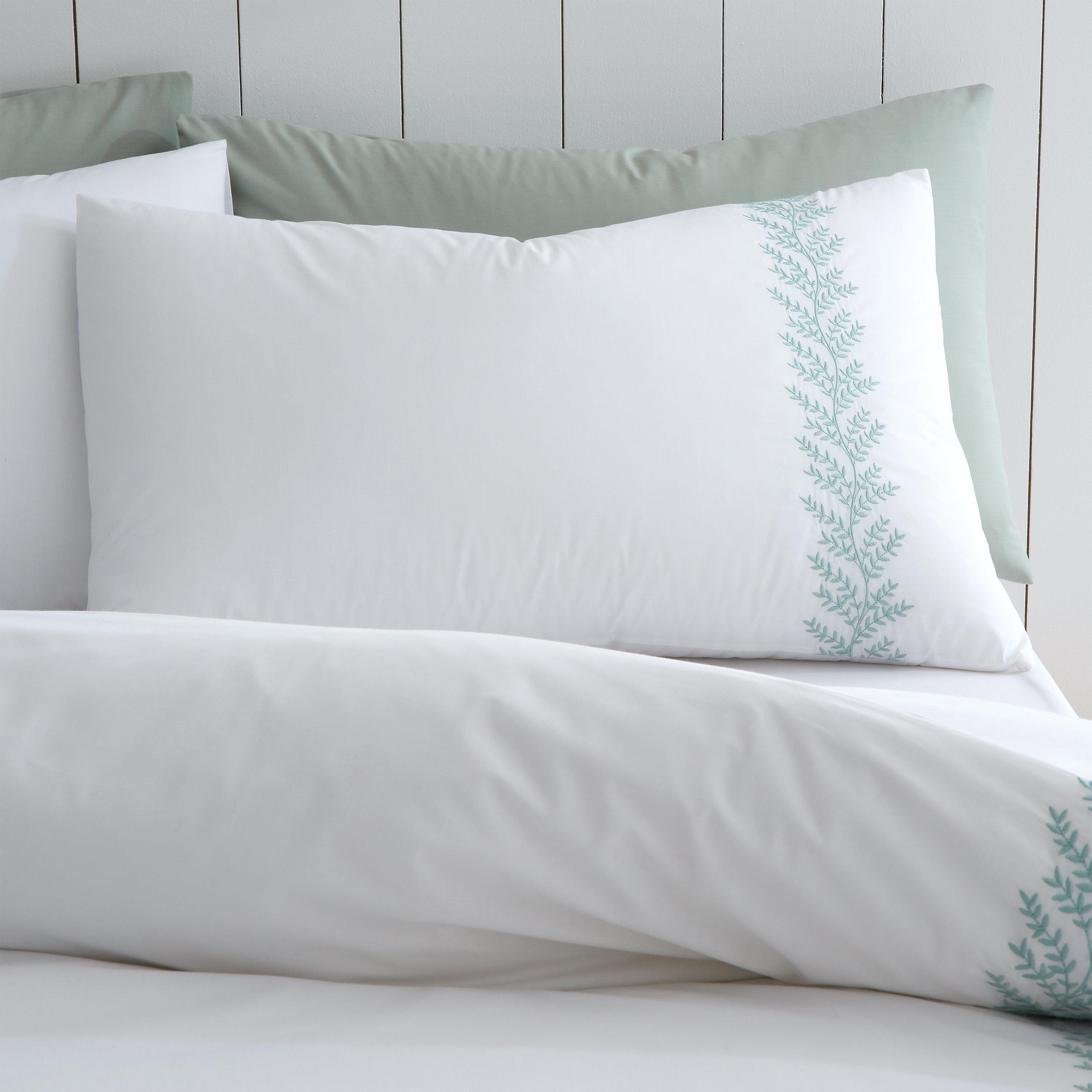 White - Bianca - Embroidery Leaf 180 TC Cotton Duvet Cover Set - 2