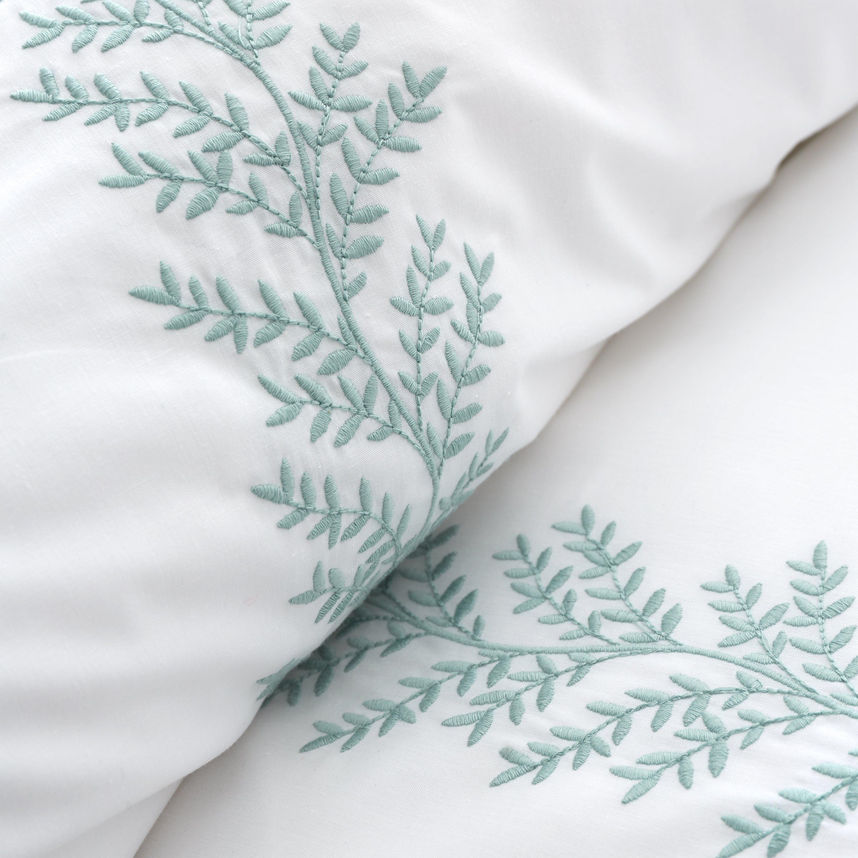 White - Bianca - Embroidery Leaf 180 TC Cotton Duvet Cover Set - 3