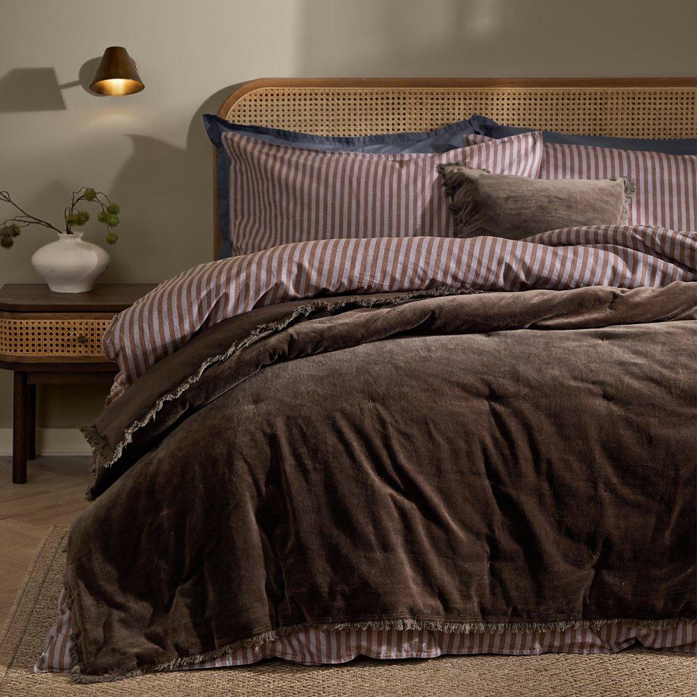 Bitter Chocolat - Yard - Jaye Cotton Velvet Filled Bedspreads - 1
