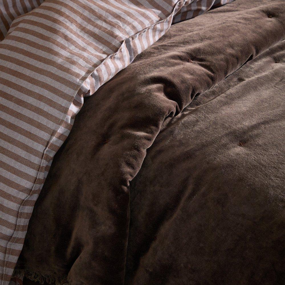 Bitter Chocolat - Yard - Jaye Cotton Velvet Filled Bedspreads - 2