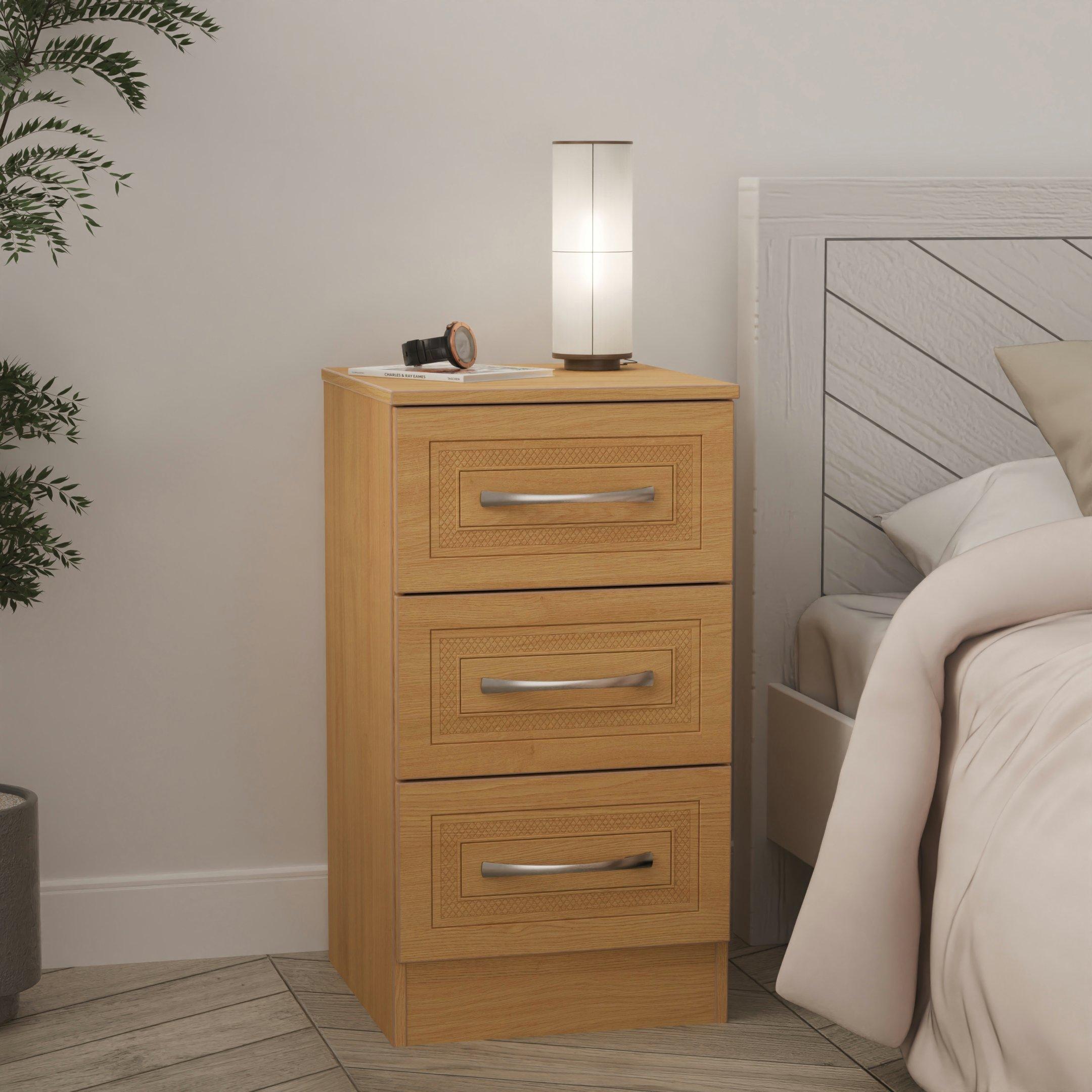 Welcome Furniture Dorset 3 Drawer Bedside Cabinet - Ready Assembled