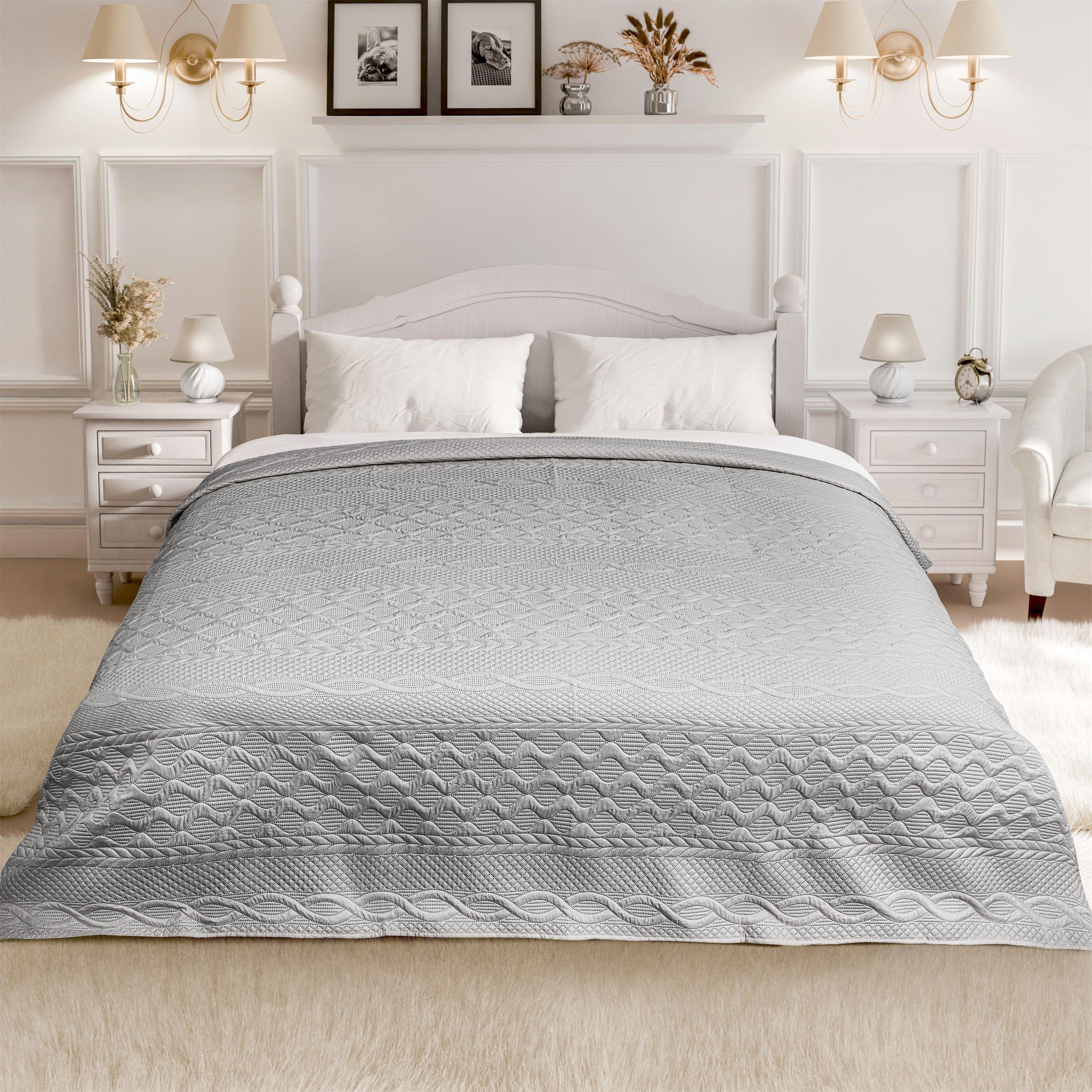 Silver - Emma Barclay - Aran - Plush Seersucker Bedspread Set - 6