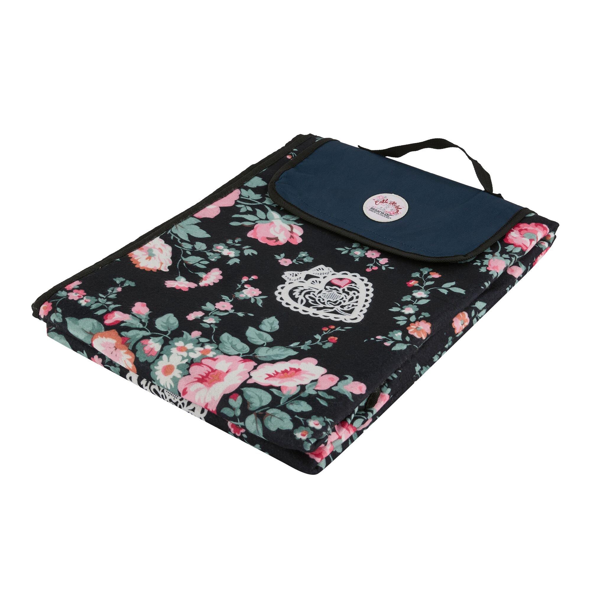 Black Hackney R - Regatta - Cath Kidston Picnic Rug - 3