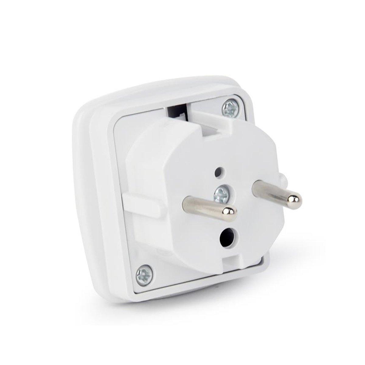 White - Cablexpert - UK 3-Pin to EU Plug 7.5A Power Adapter - Pack of 8 - 4