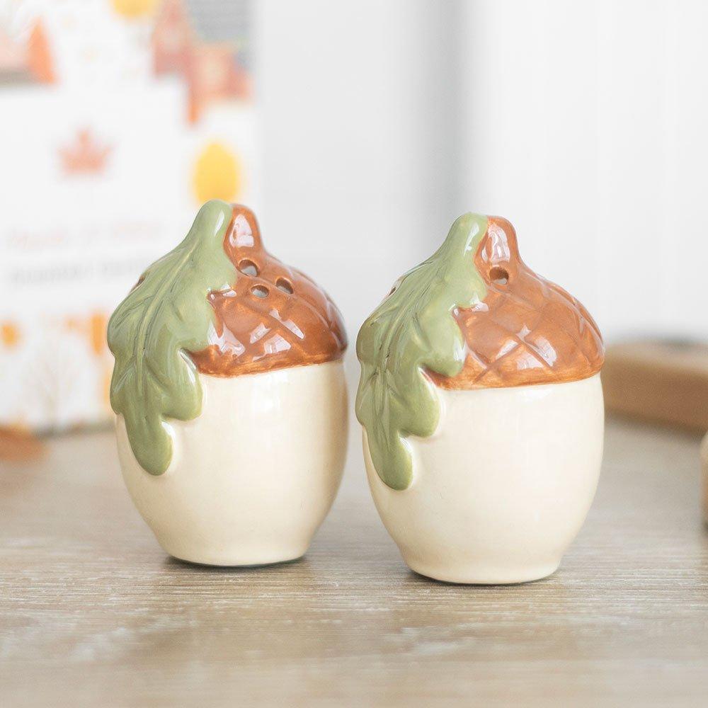 Brown - Something Different - Acorn Salt and Pepper Shakers - 1