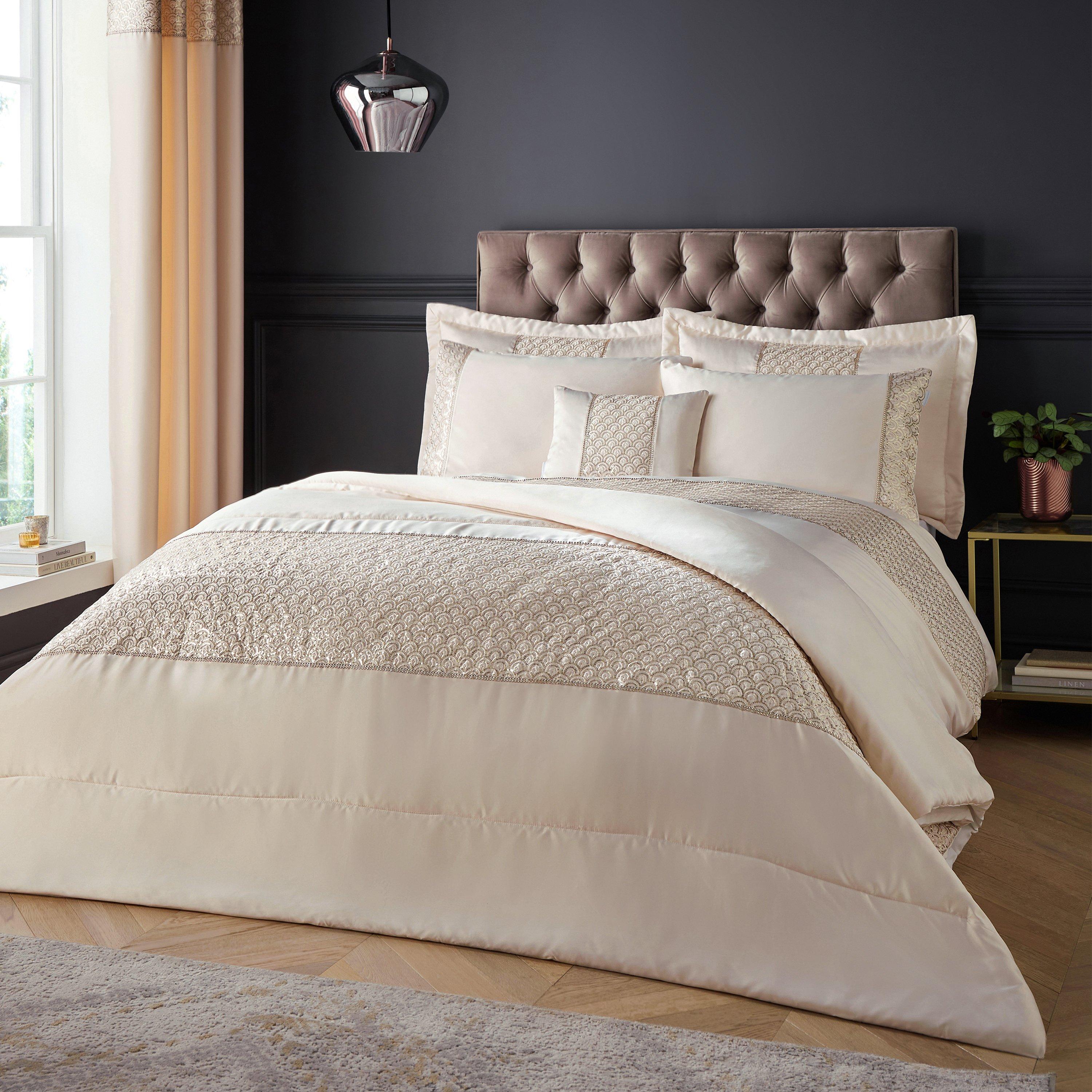Champagne - Catherine Lansfield - Deco Sequin Quilted Bedspread - 1