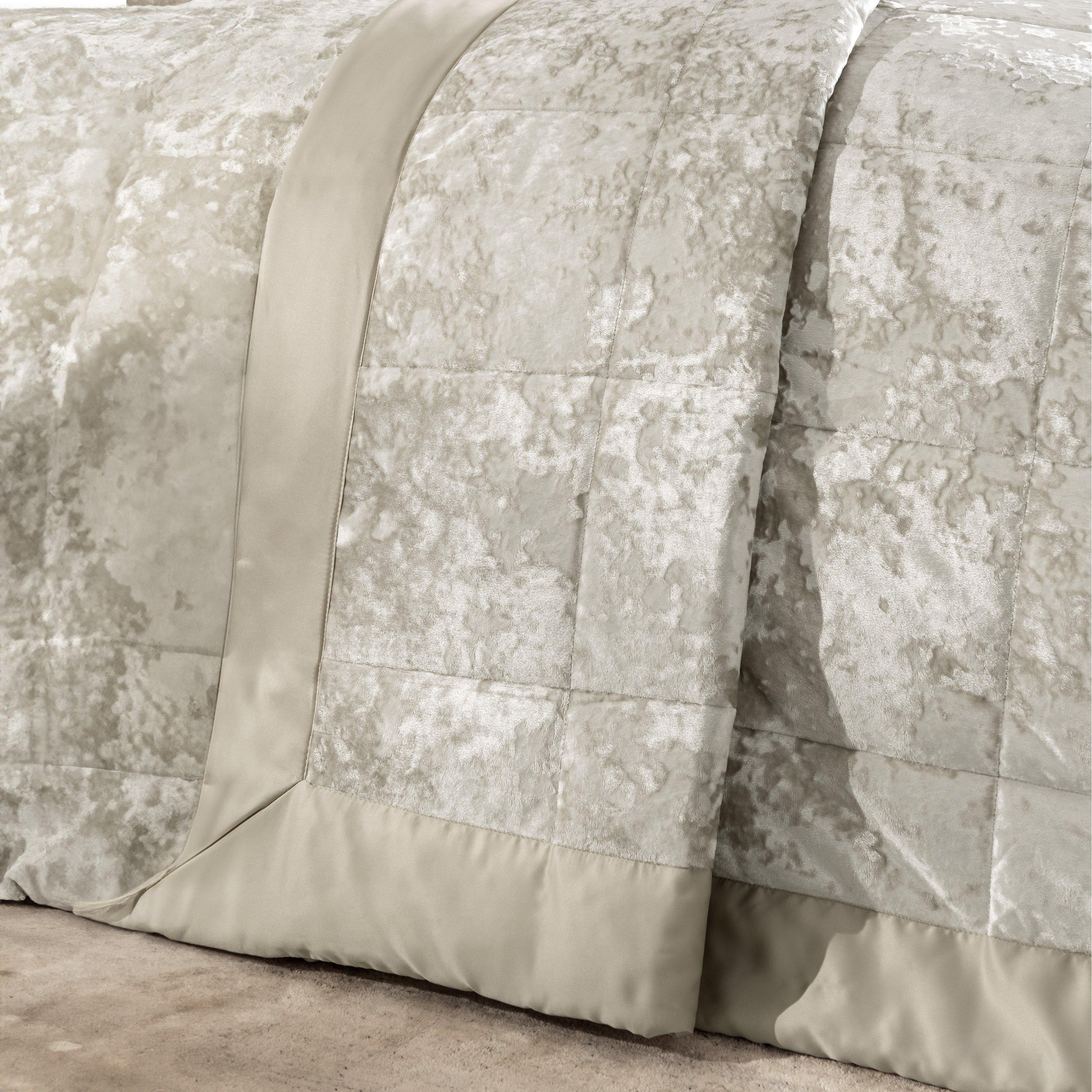Natural - Catherine Lansfield - Crushed Velvet Quilted Bedspread - 1