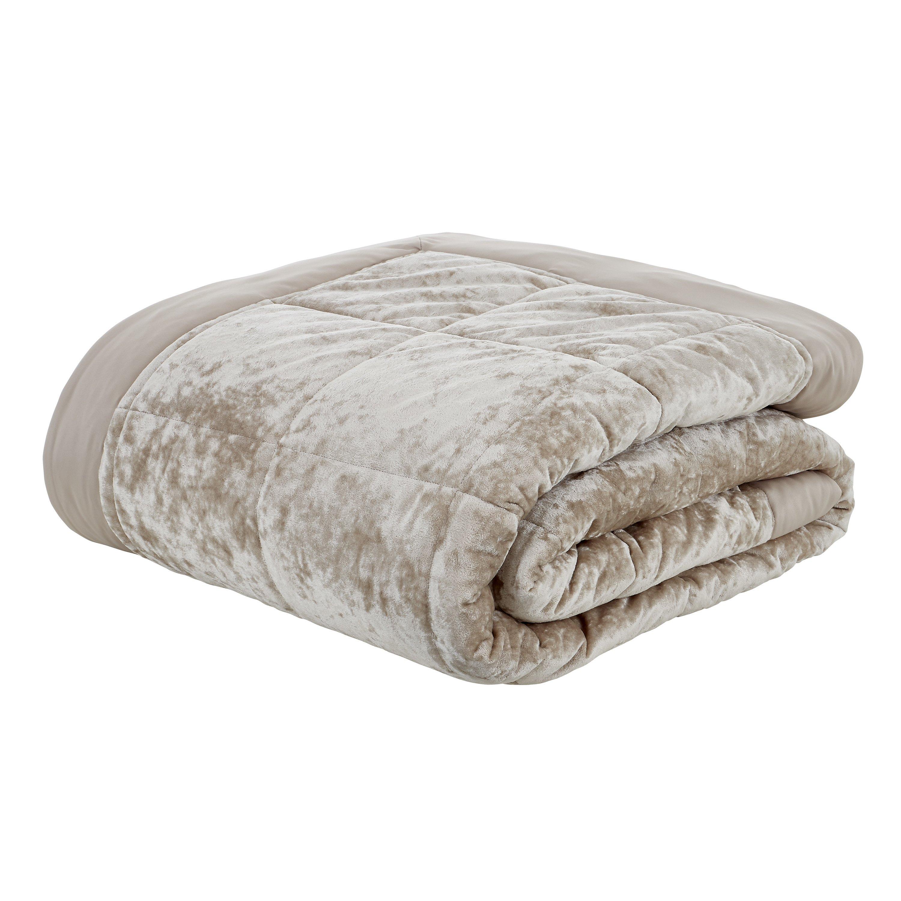 Natural - Catherine Lansfield - Velvet Quilted Bedspread - 4