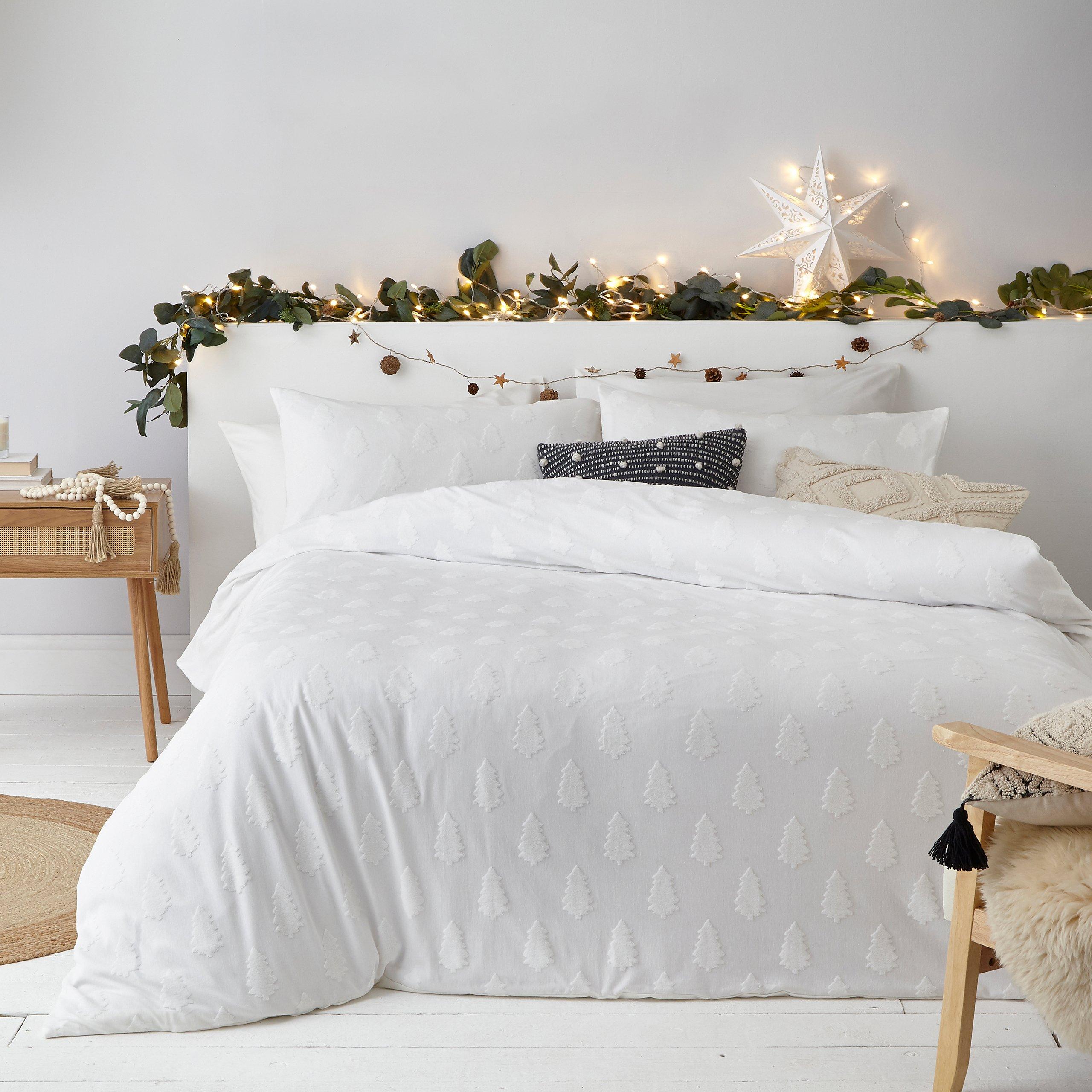 Snow - furn. - Tufted Tree Festive Duvet Set - 2