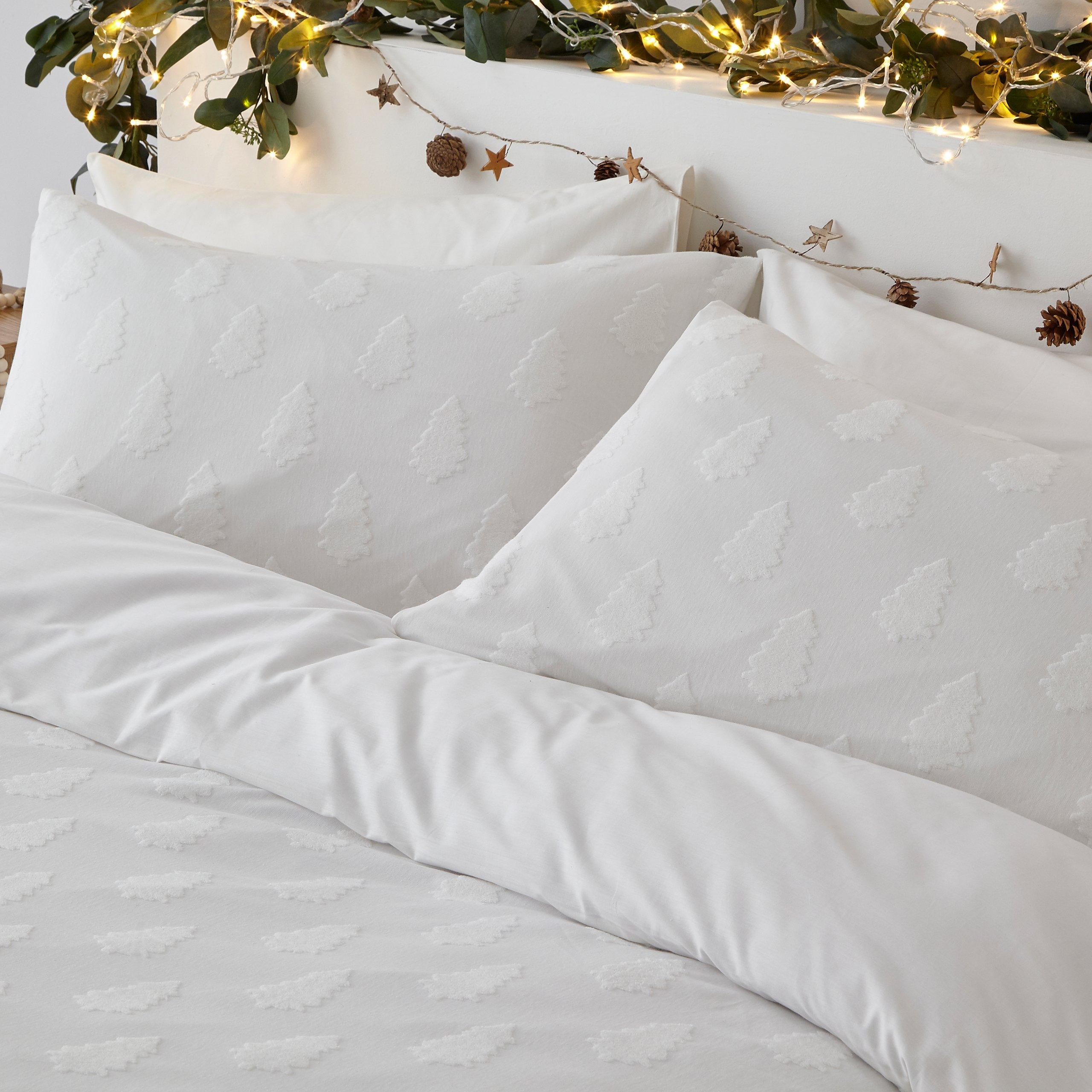 Pine Green - furn. - Tufted Tree Festive Duvet Set - 3