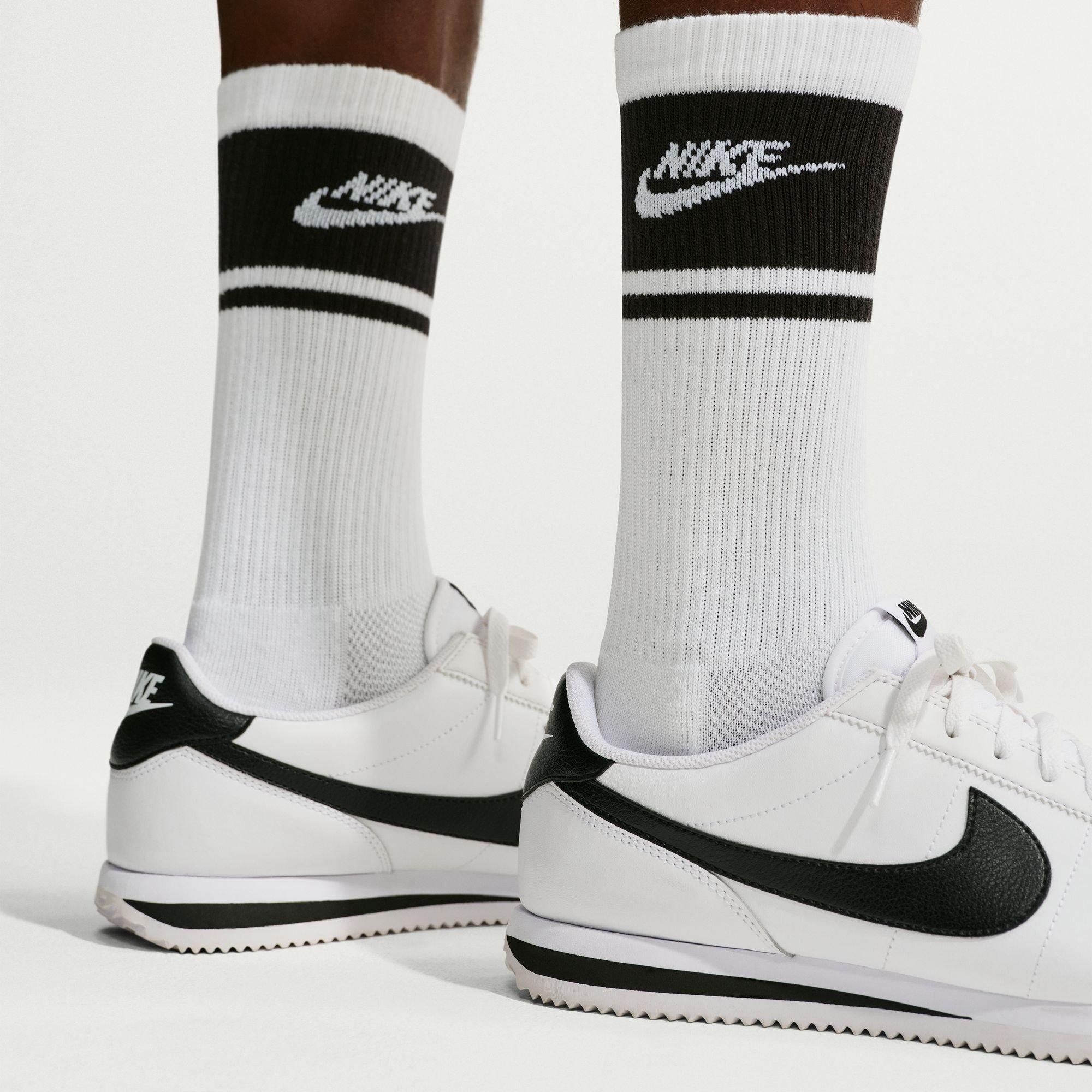 White/Black - Nike - Sportswear Dri-FIT Everyday Essential Crew Socks (3 Pairs) - 7