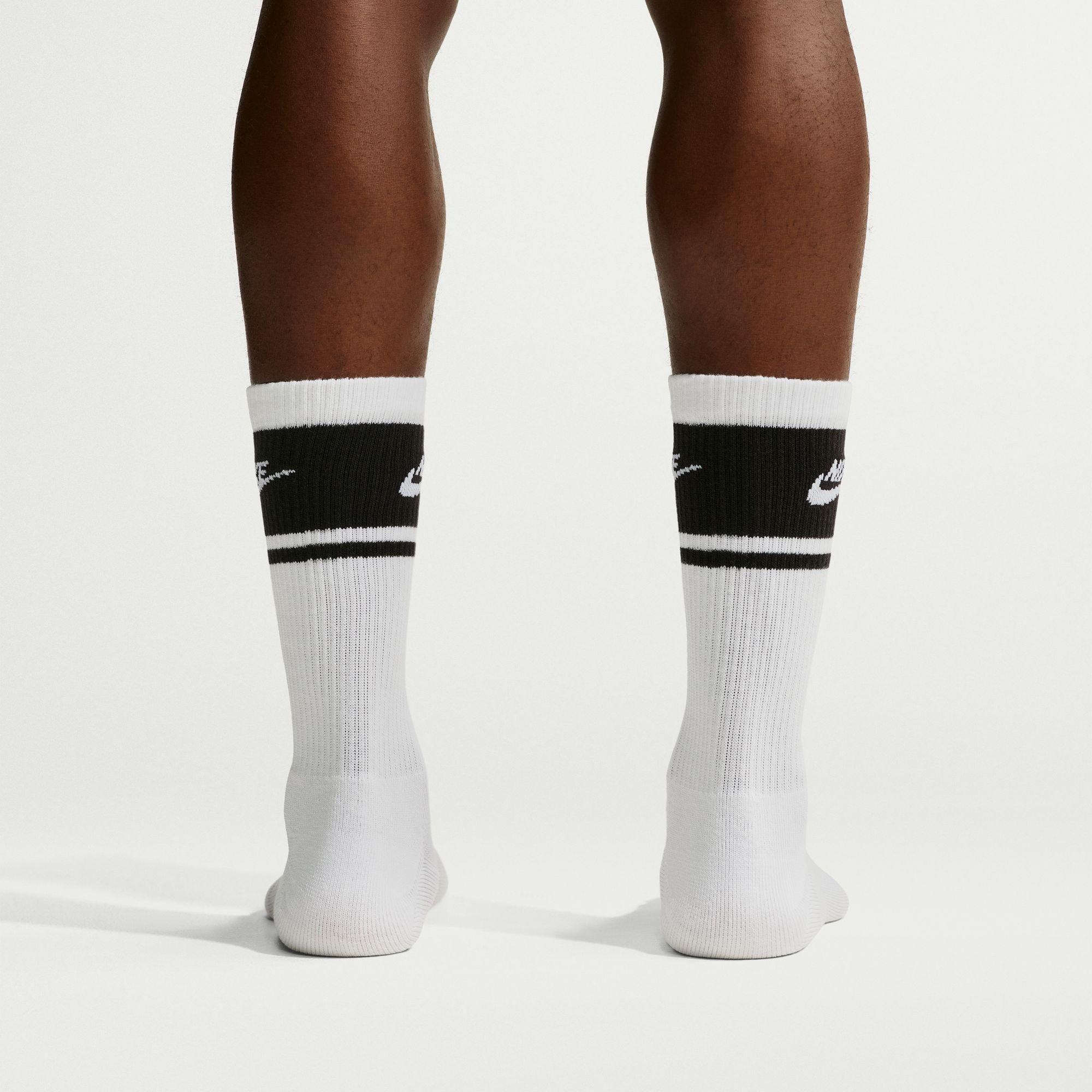 White/Black - Nike - Sportswear Dri-FIT Everyday Essential Crew Socks (3 Pairs) - 9