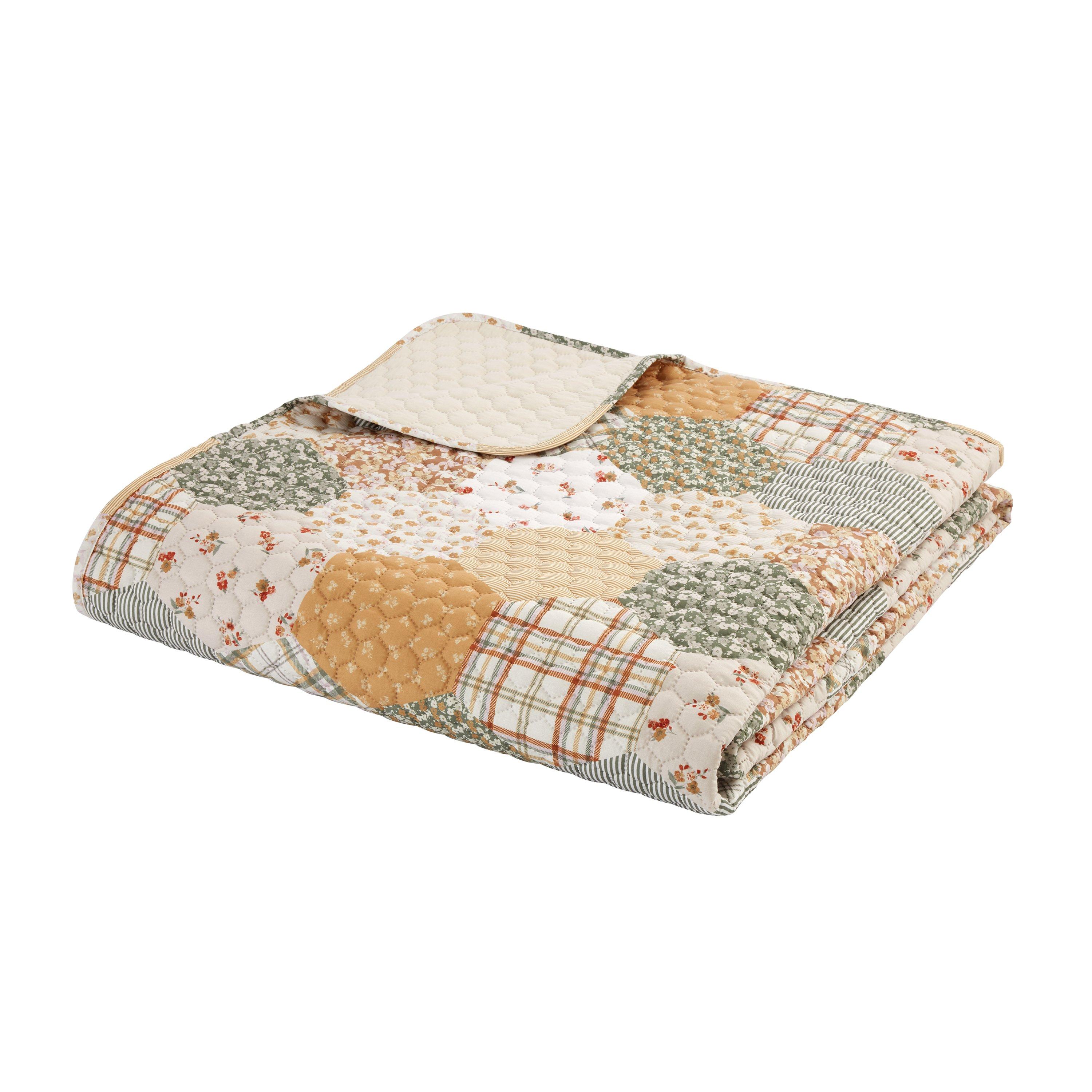 Natural - Catherine Lansfield - Floral Patchwork Quilted Bedspread - 4