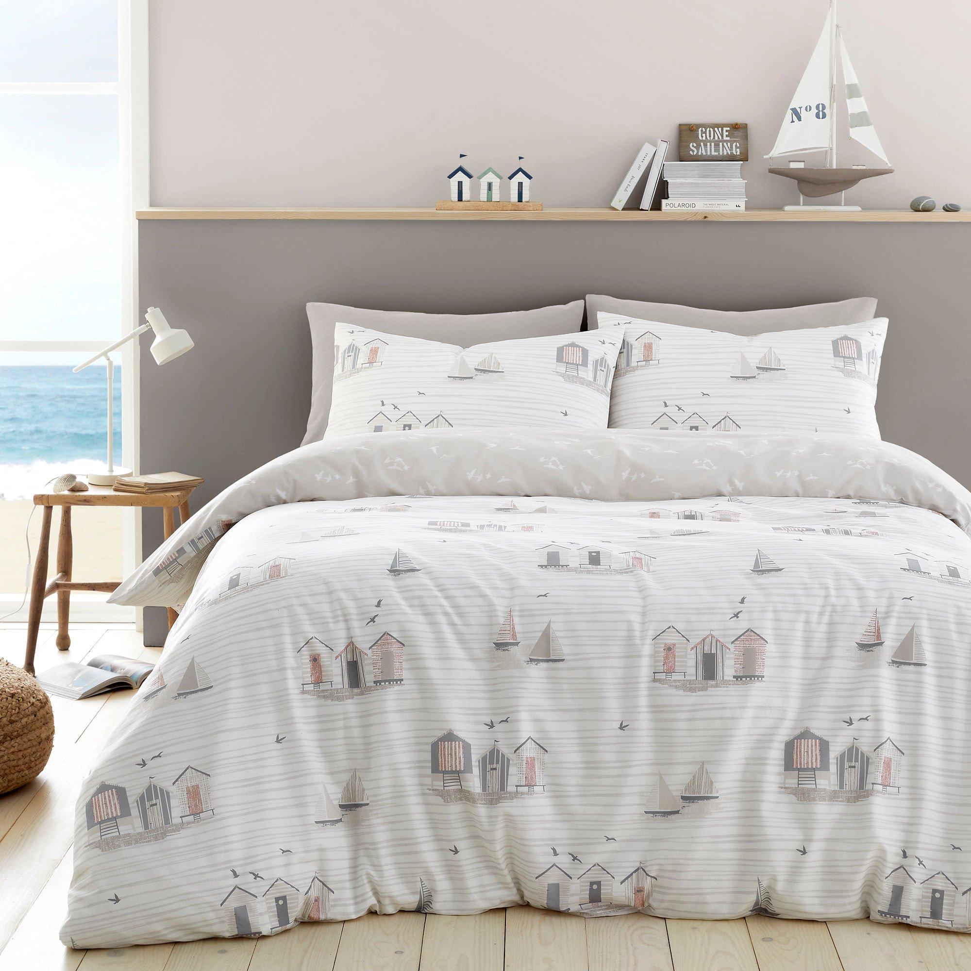 Fusion  Beach Huts Reversible Duvet Cover Set - Natual - Single