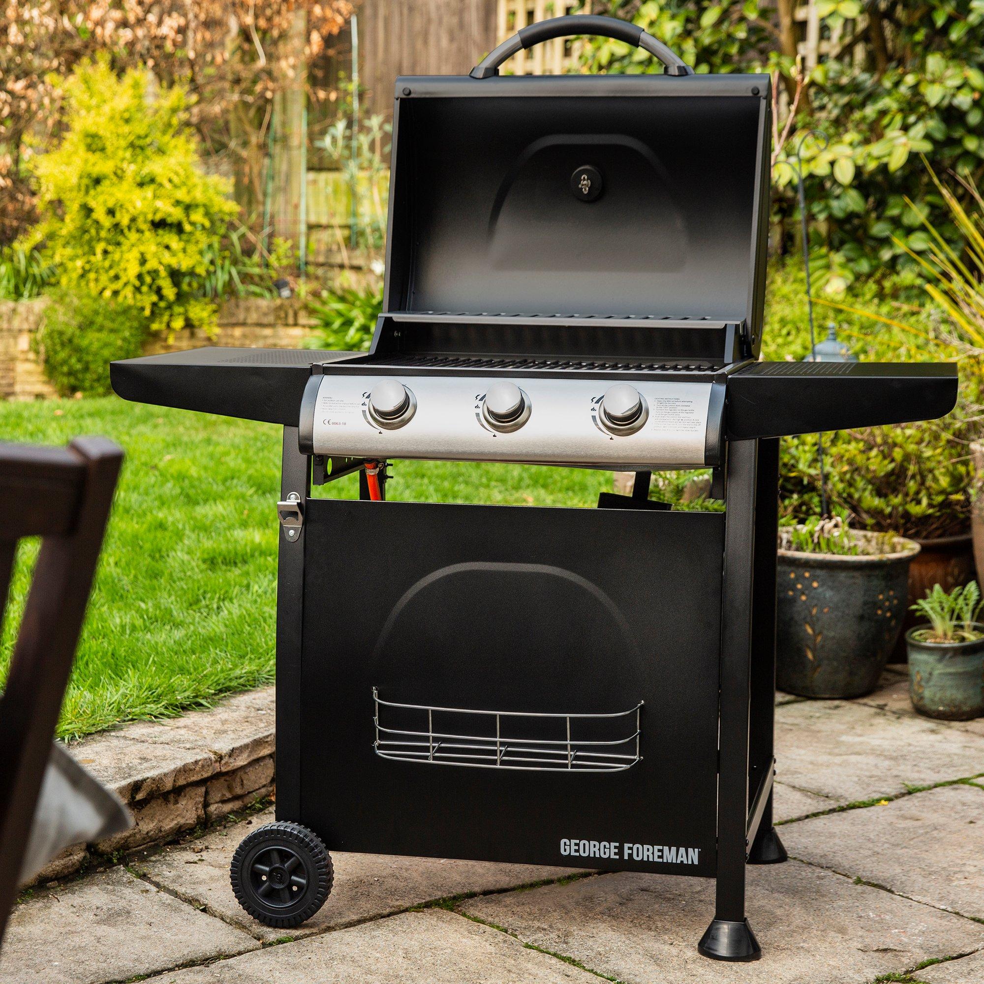 Black - George Foreman - GFGBBQ3B-N 3 Burner Gas BBQ Black - 2