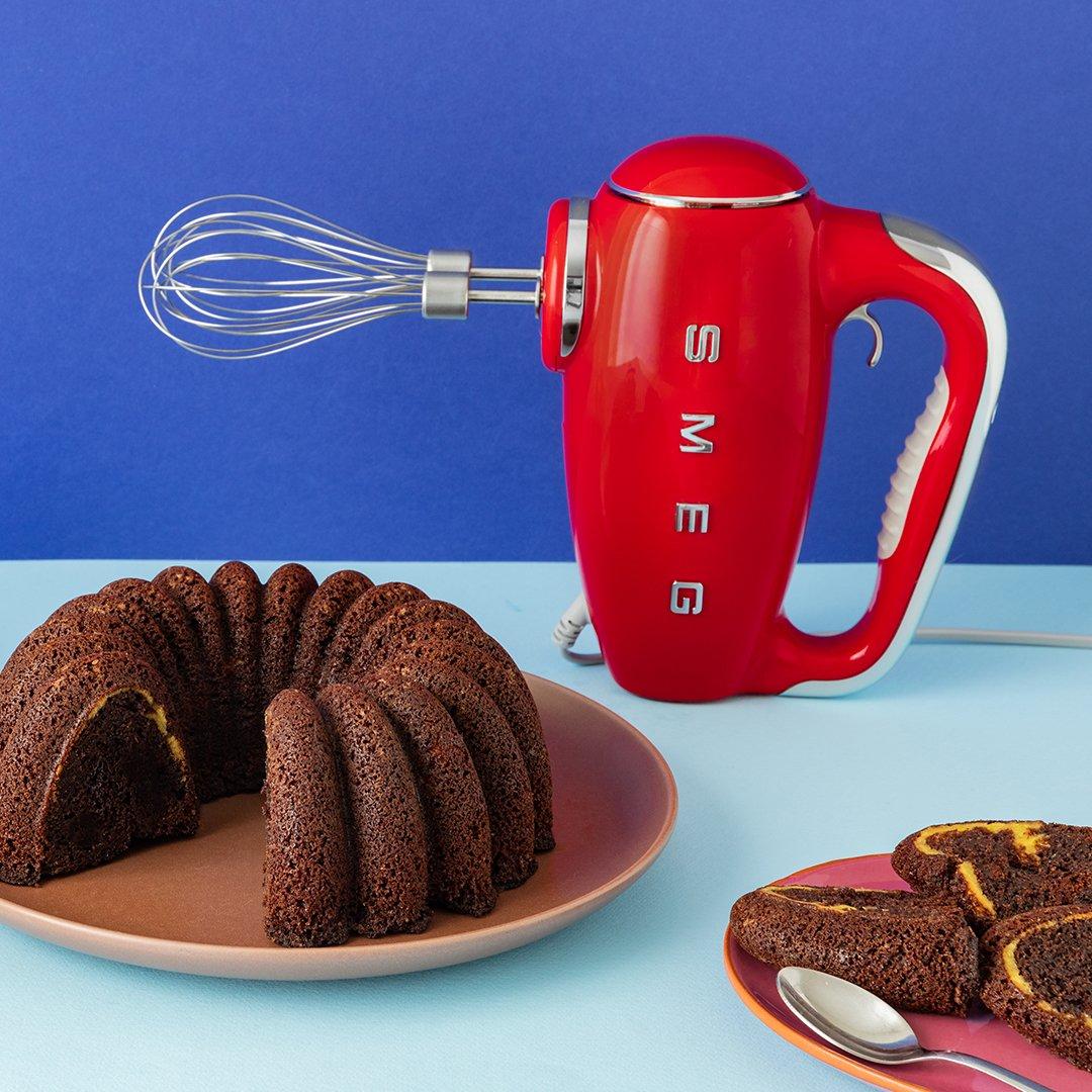 Red - Smeg - 50's Style Hand Mixer Black - 7