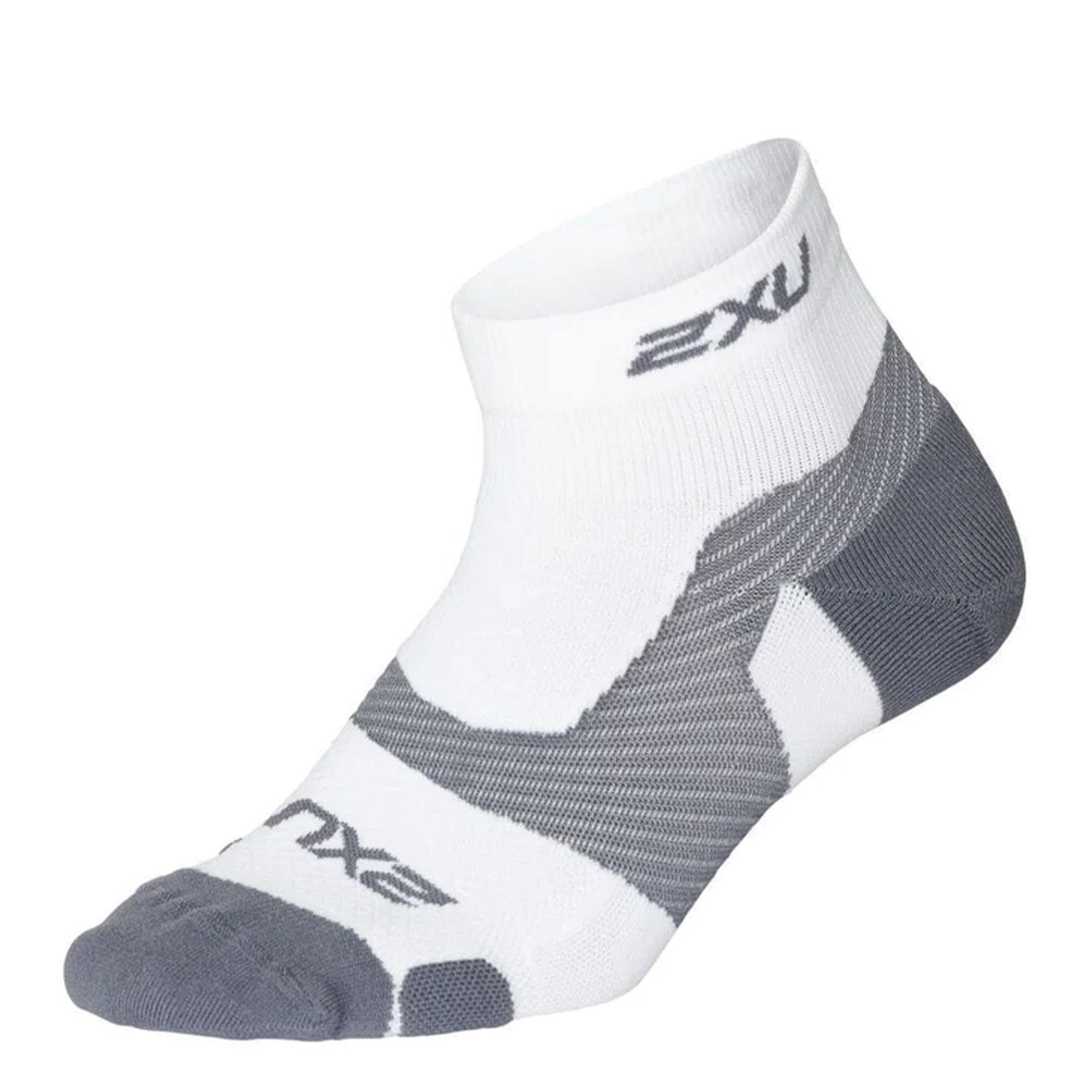 White/Grey - 2XU - Vectr Light Cushion Quarter Crew Socks 1 Pack - 1