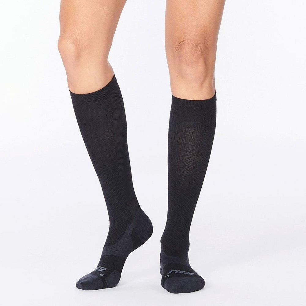 Black/Titanium - 2XU - Vectr Light Cushion Full Length Sock 1 Pack - 3