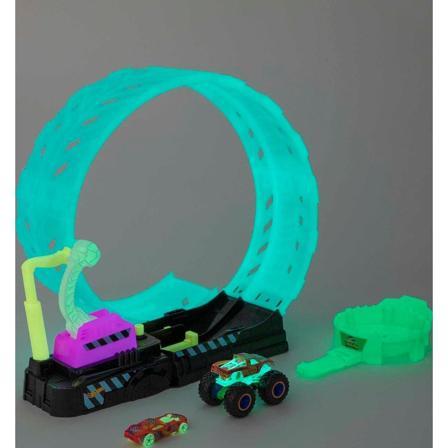 Multi Format An - Hot Wheels - Monster Trucks Glow in the Dark Epic Loop - 6