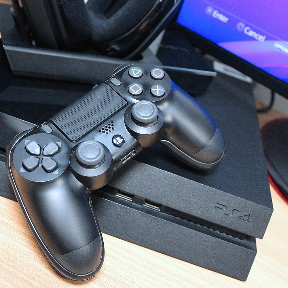 PS4 - Interactive - Quickdraw Enhanced Grip & Adjustable Triggers for PS4 - 4