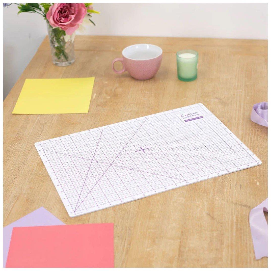 White - Crafters Companion - Cutting Mat - 12x18 - 4
