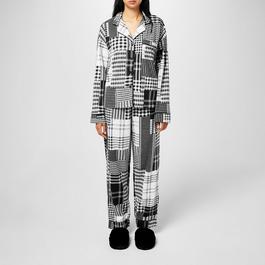 DKNY Fleece Notch PJ Ld41