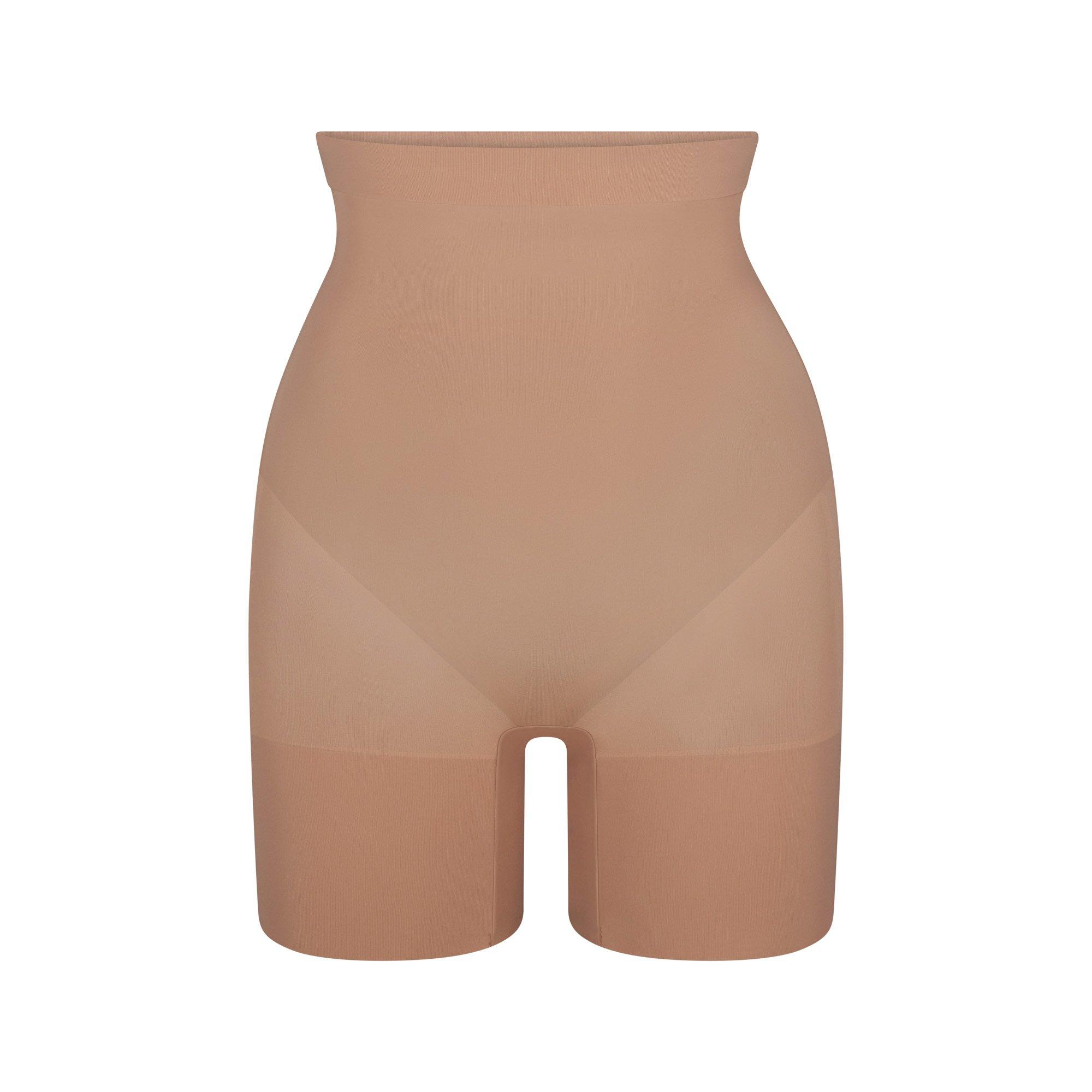 Women's M Thigh Short Control Shorts