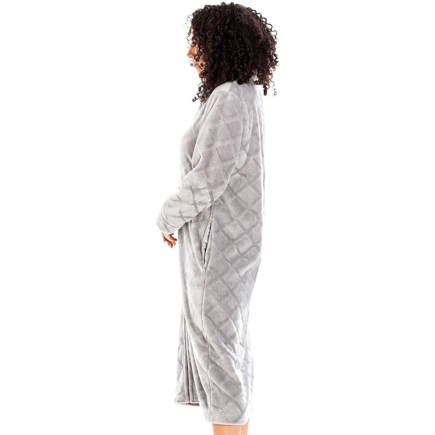 Grijs - Camille - Womens Housecoat Fleece Zip Robe with Inseam Pockets - 2