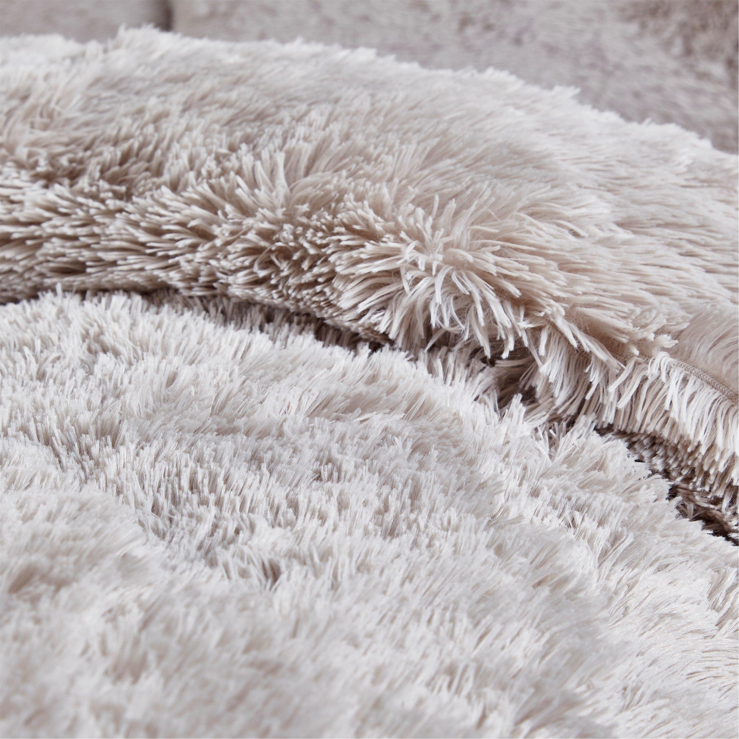 Silver Grey - Catherine Lansfield - Deep Pile Faux Fur Duvet Cover Set - 3