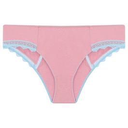 Dora Larsen Isla Modal Brief