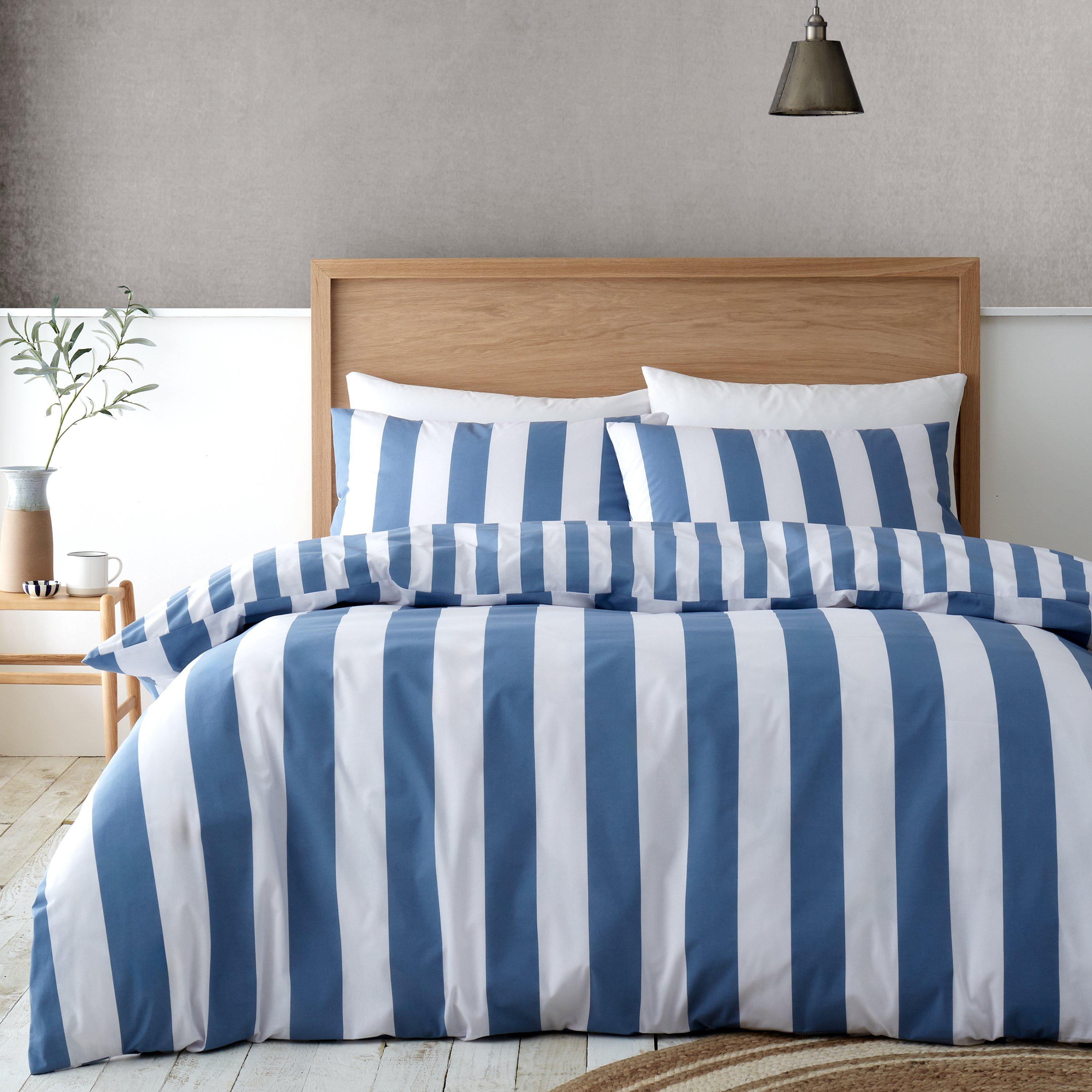 Catherine Lansfield  Cove Stripe Reversible Duvet Cover Set - Blue - King