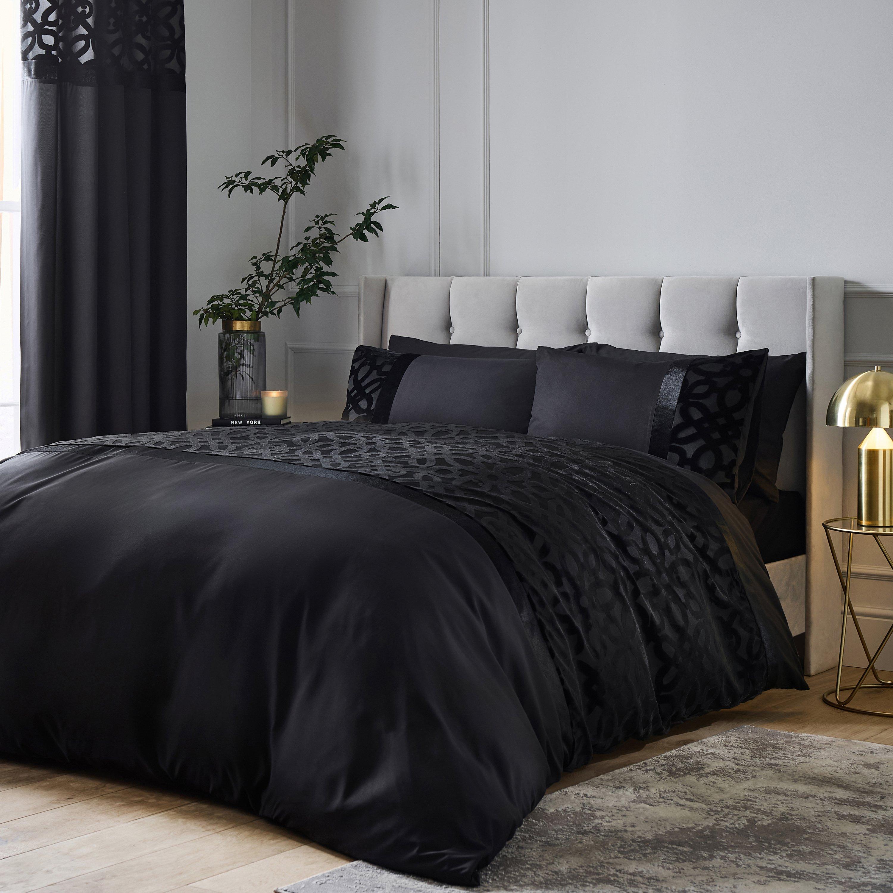 Black - Catherine Lansfield - Lattice Cut Velvet Duvet Cover Set - 1