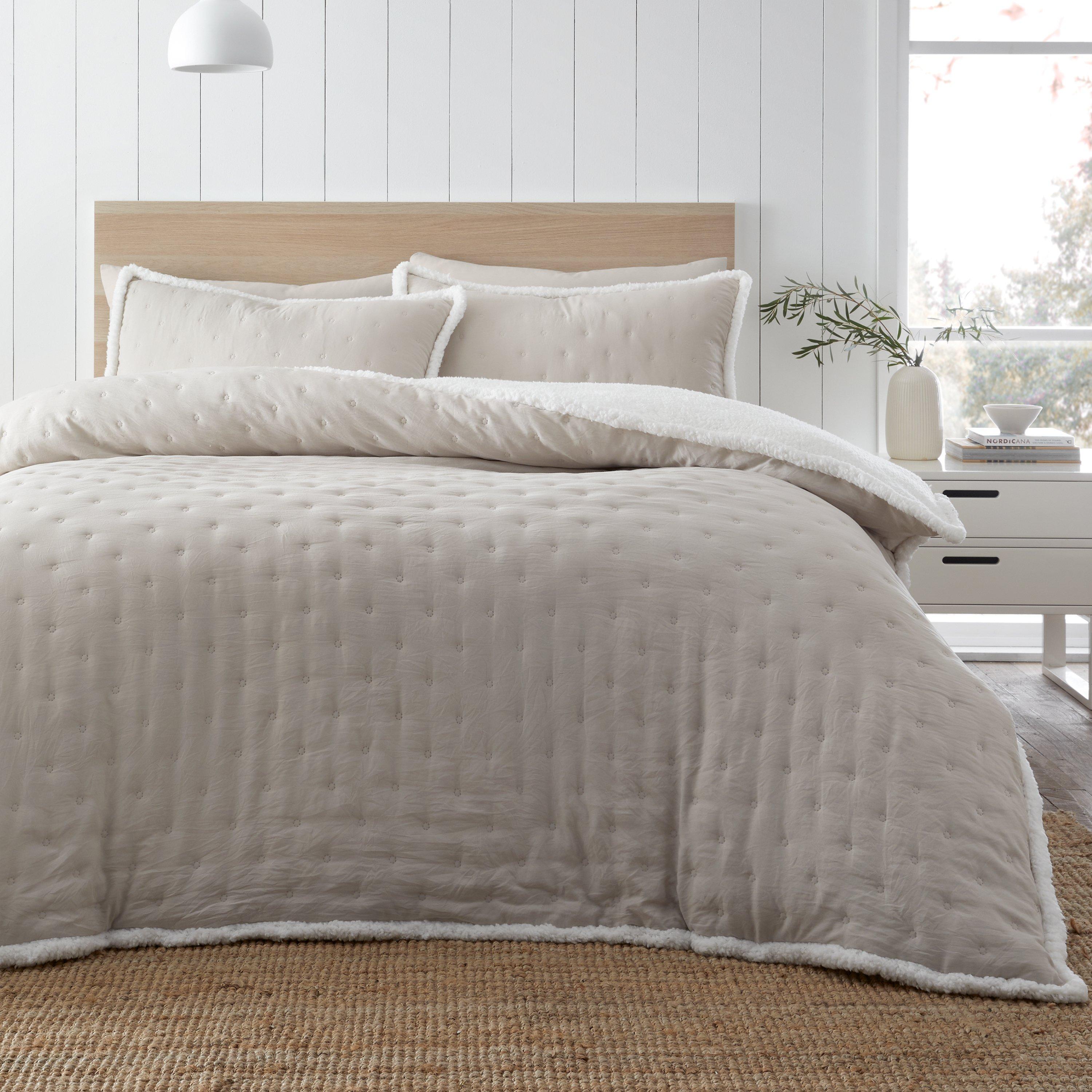 Cream - Catherine Lansfield - Cosy Nori Soft Sherpa Duvet Cover Set - 1