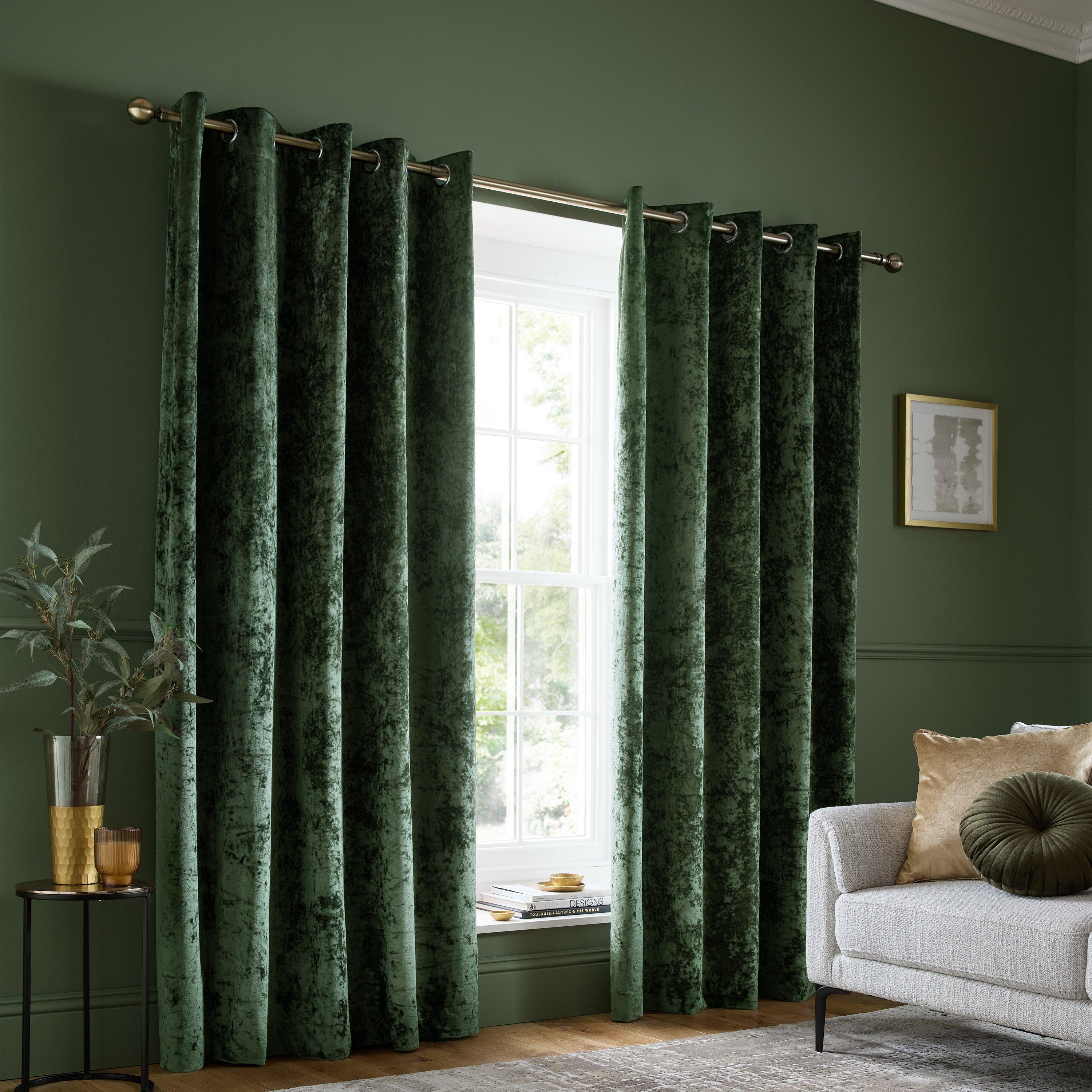 Crushed Velvet Lined Eyelet Curtains