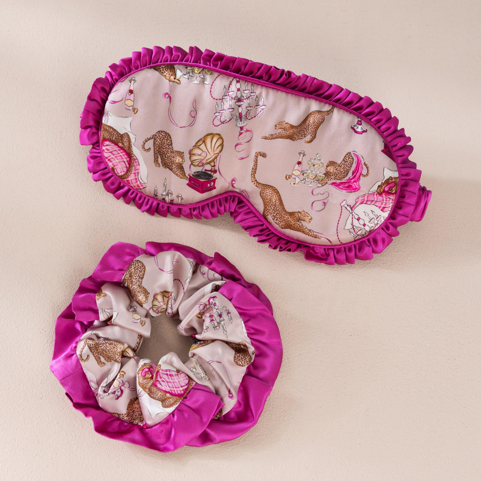 Sleeping Camel - Chelsea Peers - ChelsP Eye Mask Ld71 - 2