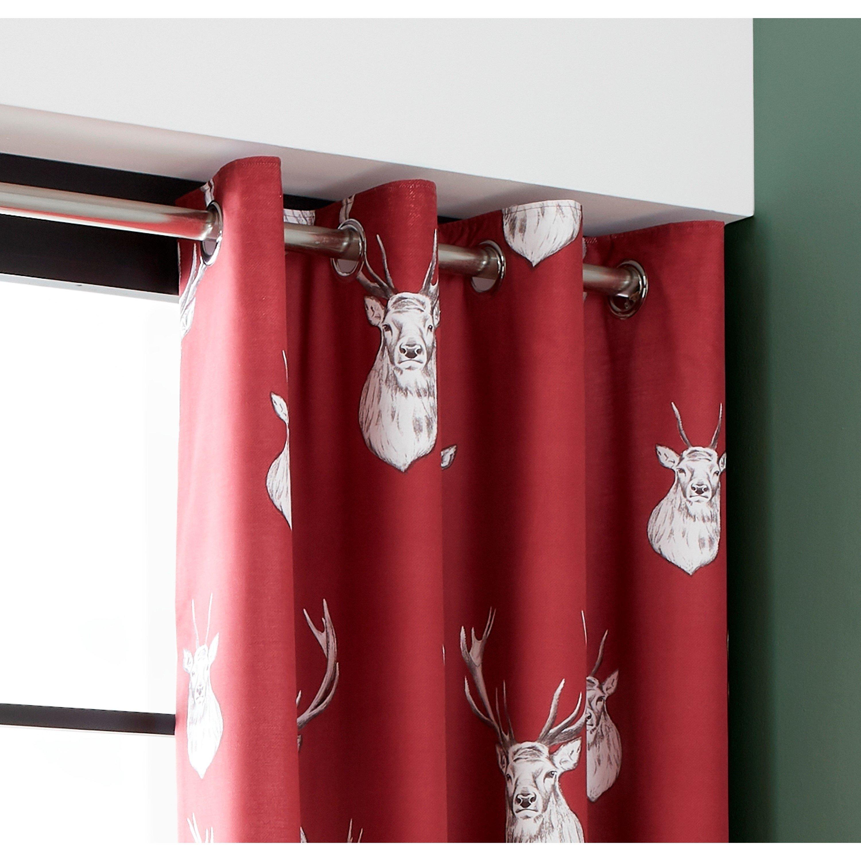 Catherine Lansfield  Munro Stag Check Lined Eyelet Curtains - Red - 168x183cm