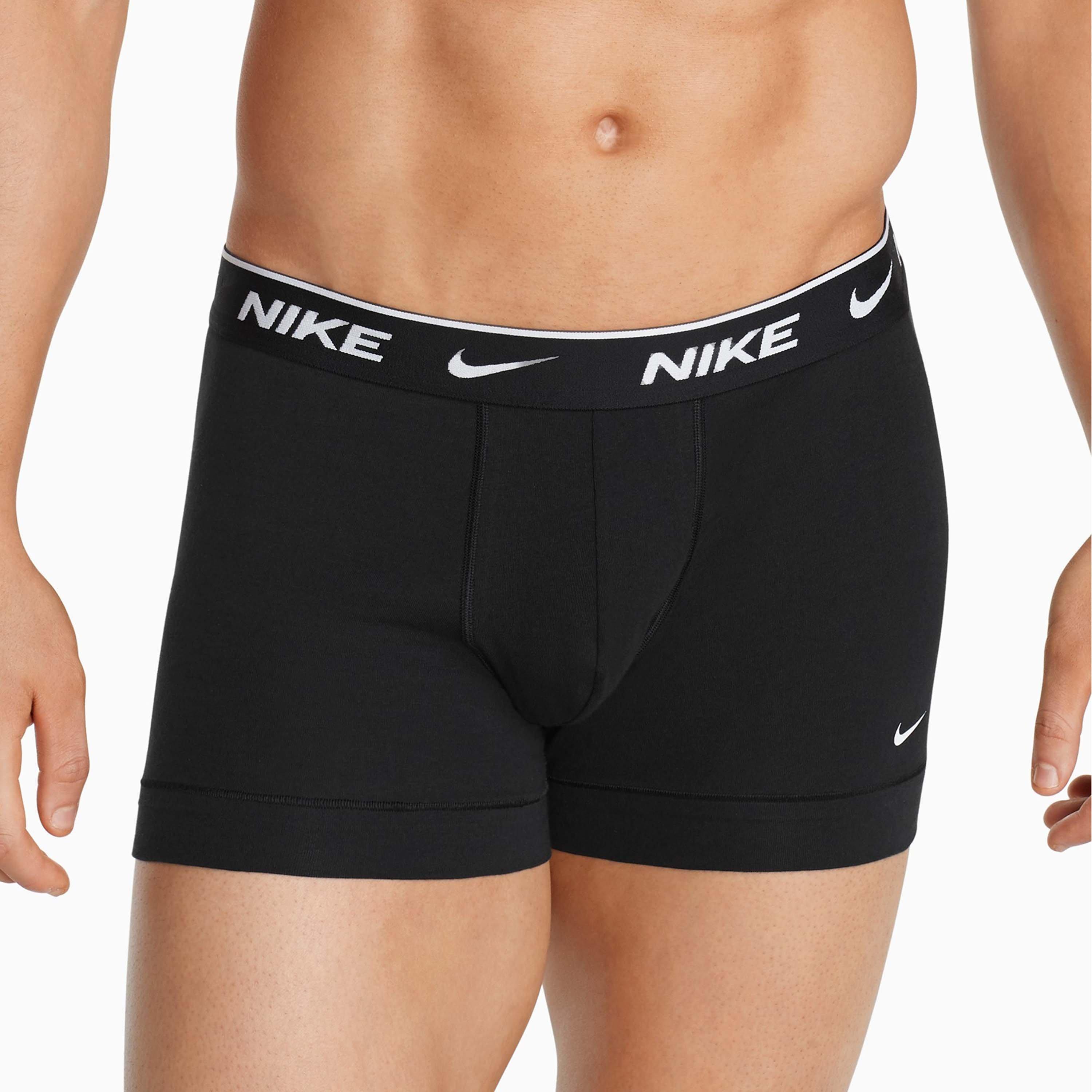 Black - Nike - 3 Pack Everyday Cotton Trunks Mens - 3