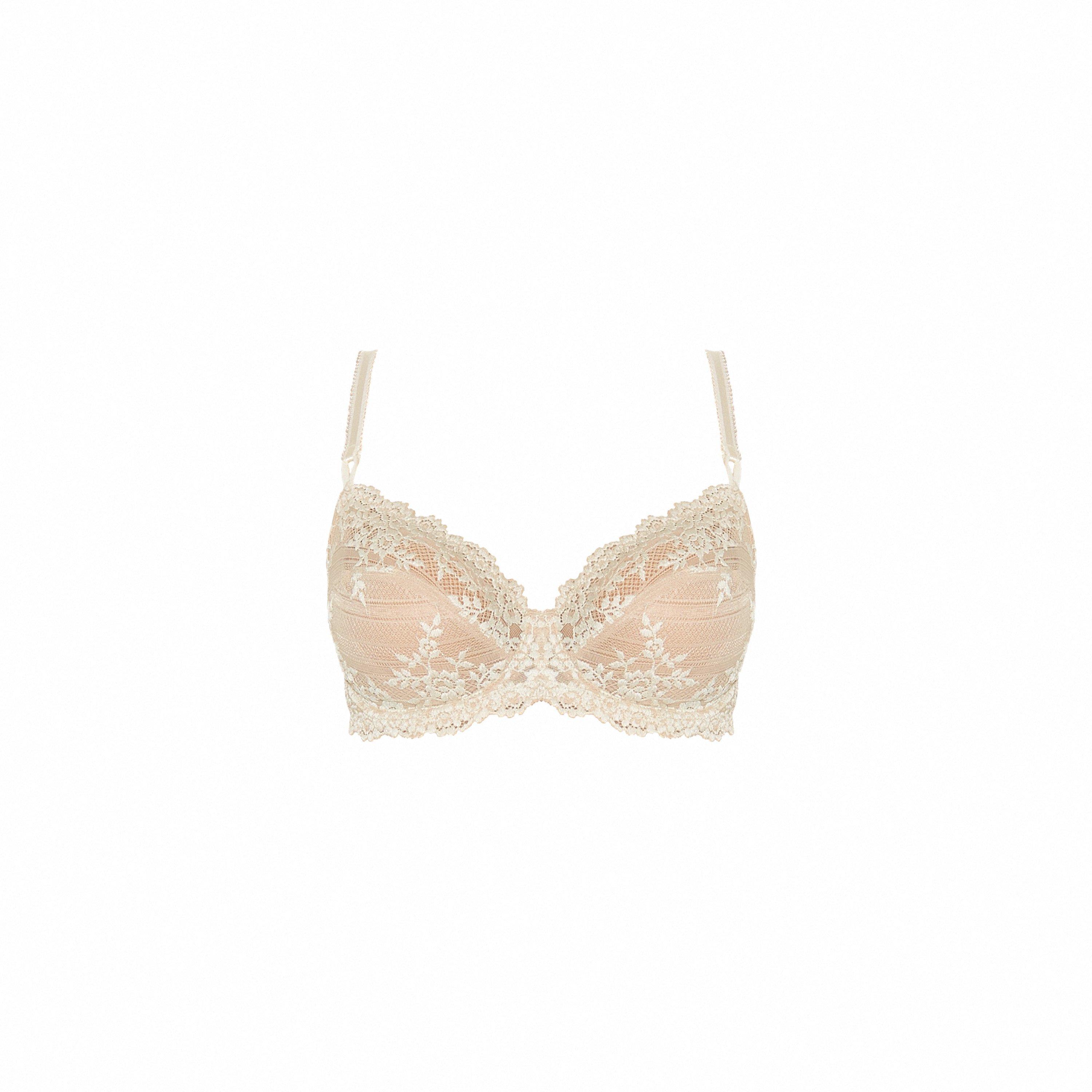 Wacoal Women's Embrace Lace Underwired Bra - 271 Nude - 32B