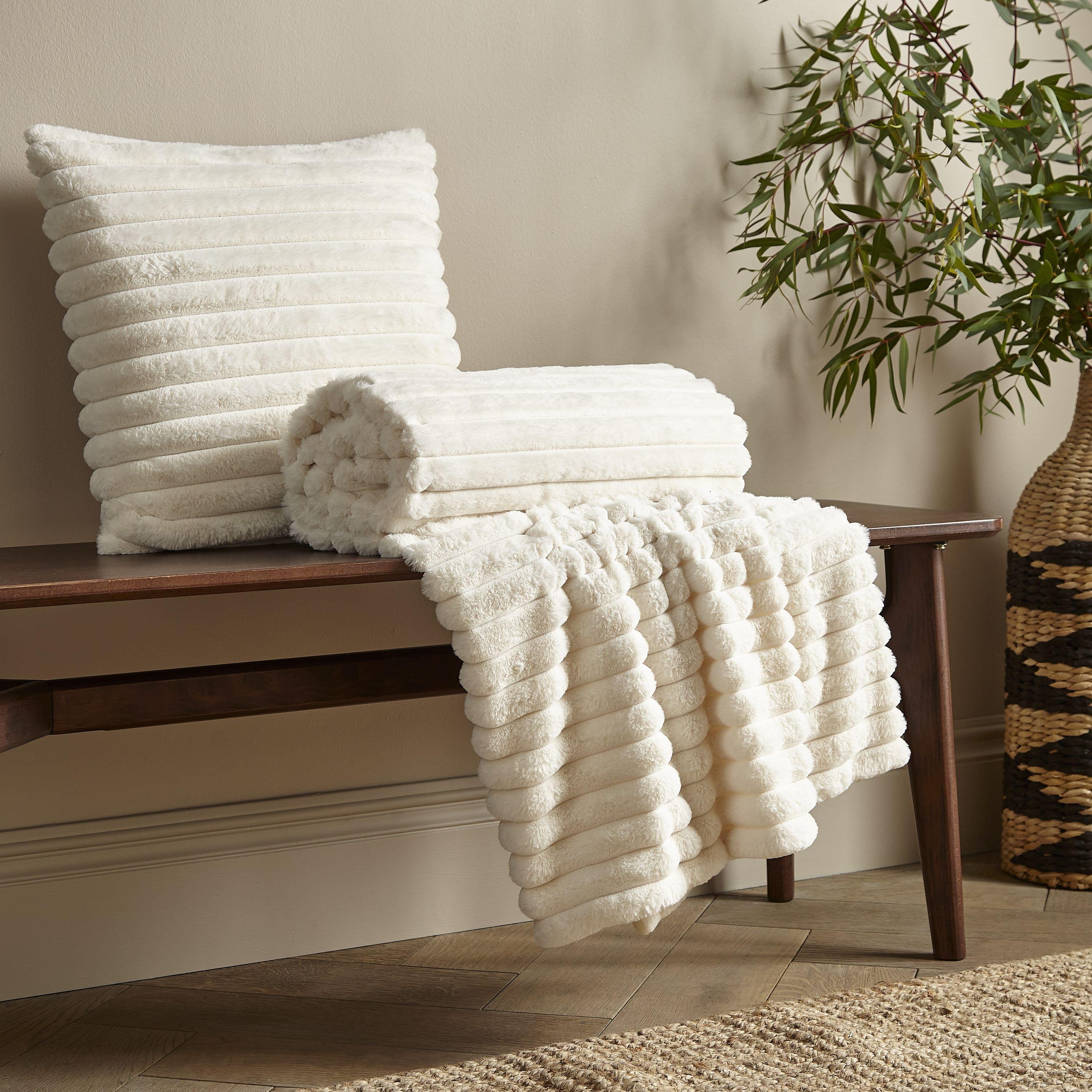 Cream - Catherine Lansfield - Cosy Ribbed Faux Fur Soft Touch Cushion - 3