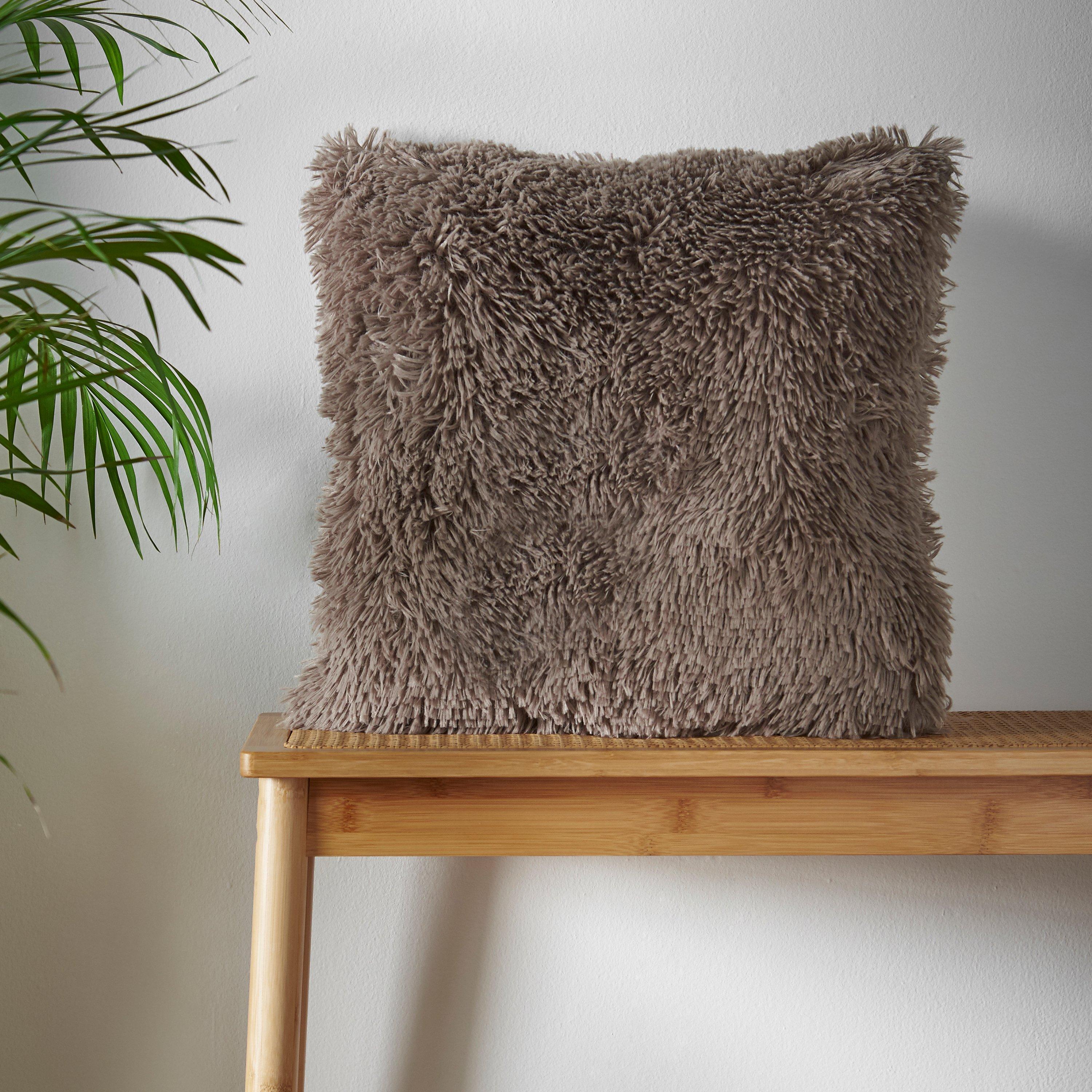 Catherine Lansfield  Cuddly Deep Pile Faux Fur Cushion - Natural - 45x45cm