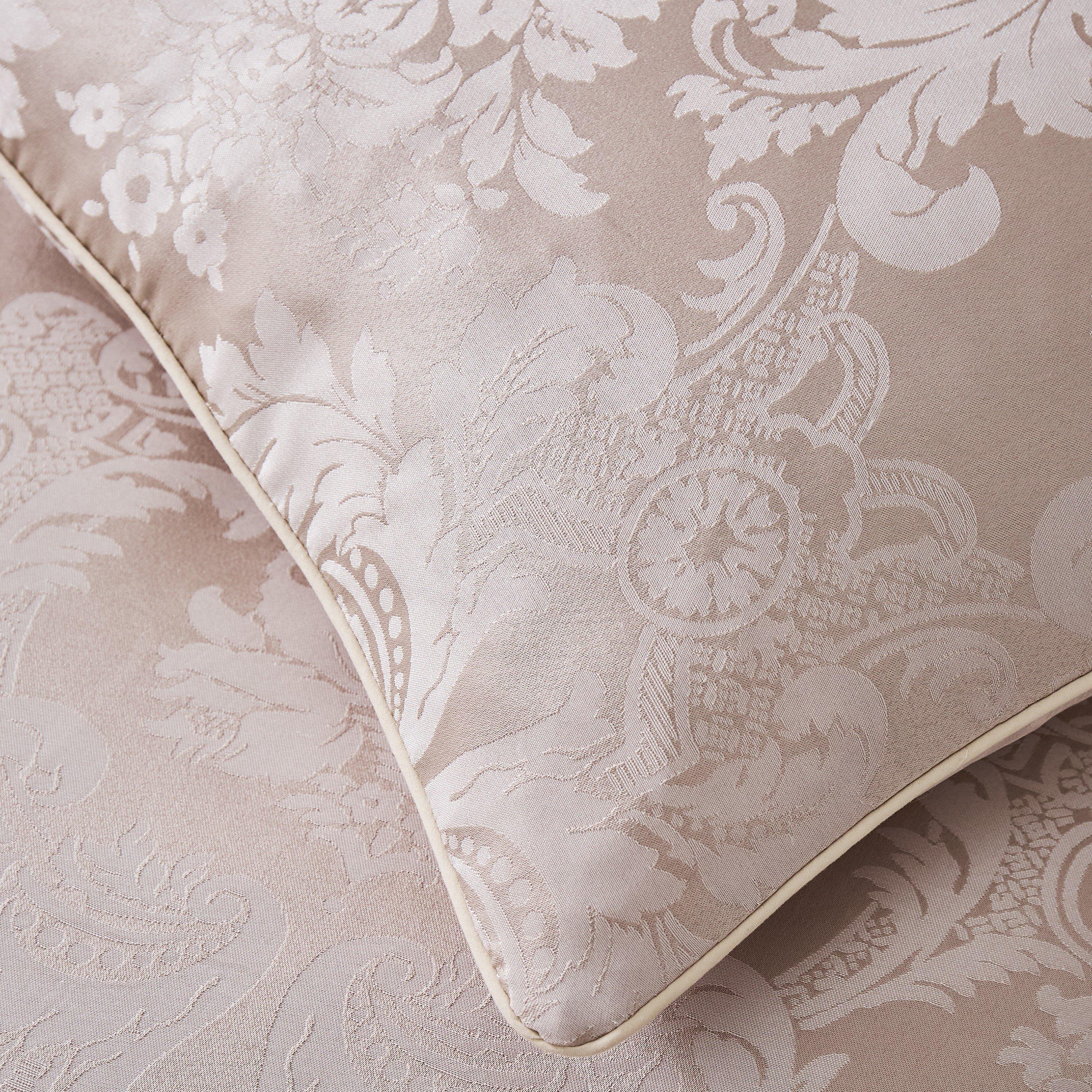 Champagne - Catherine Lansfield - Damask Jacquard Cushion - 2
