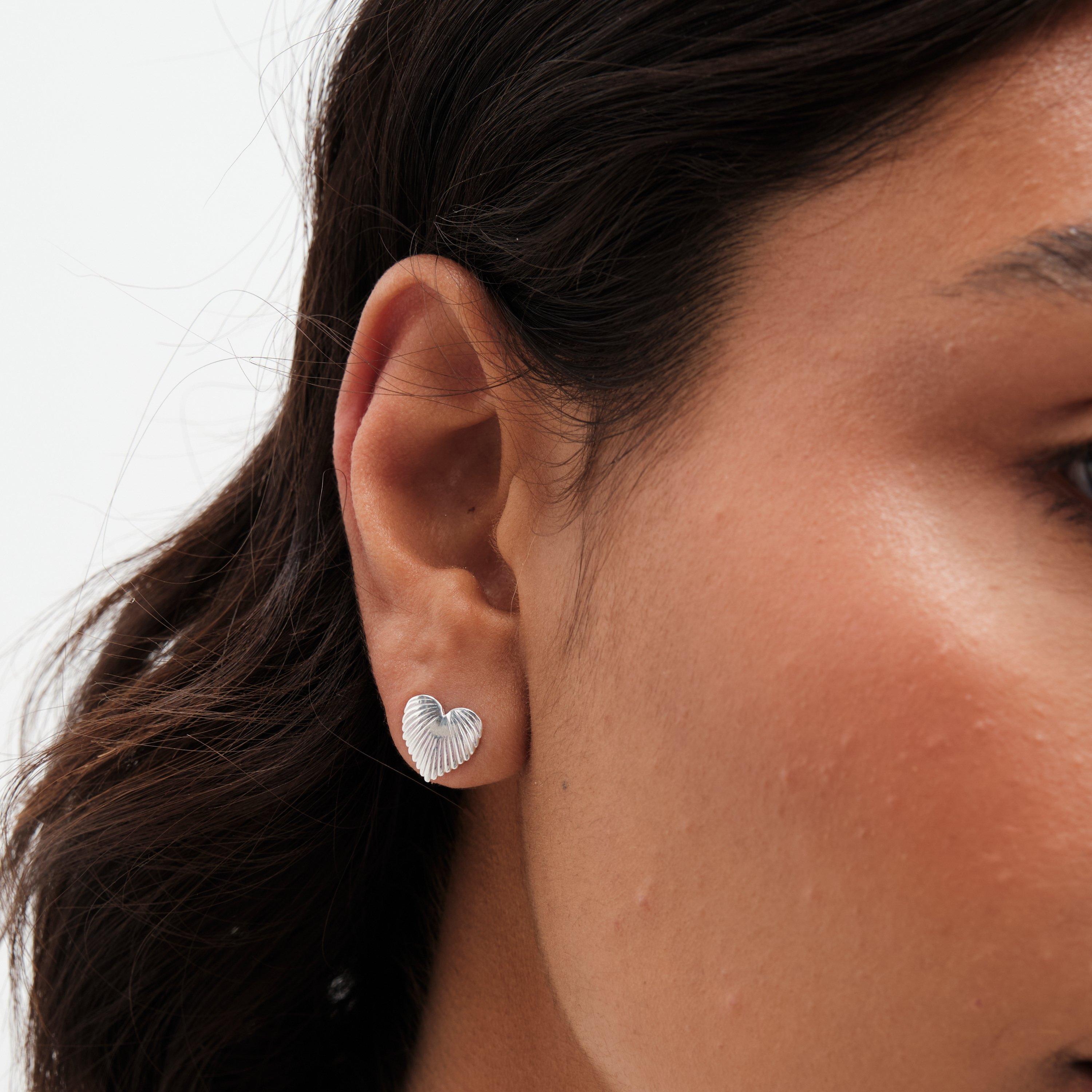 Silver - Simply Silver - Sterling Silver 925 Polished Ridge Heart Stud Earr - 2