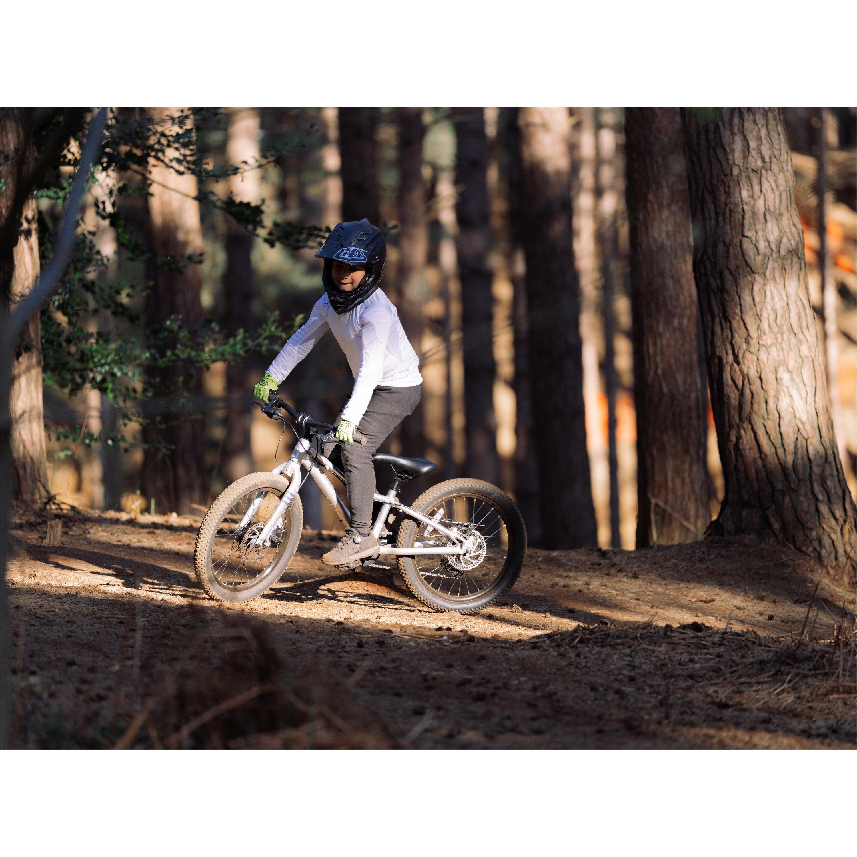 Silver - Batch Bicycles - 20 Inch MTB Silver - 3