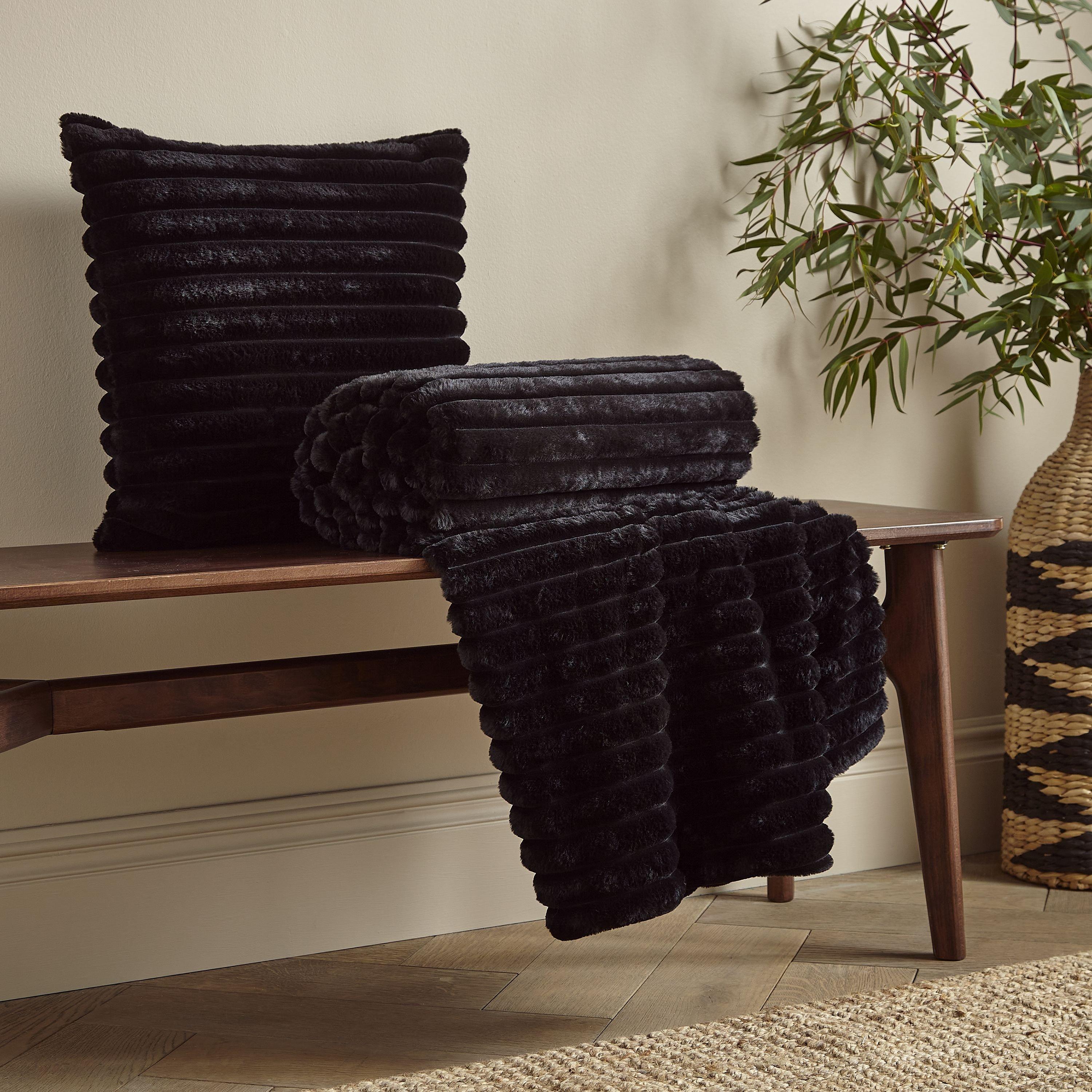 Black - Catherine Lansfield - Cosy Ribbed Faux Fur Soft Blanket Throw - 3