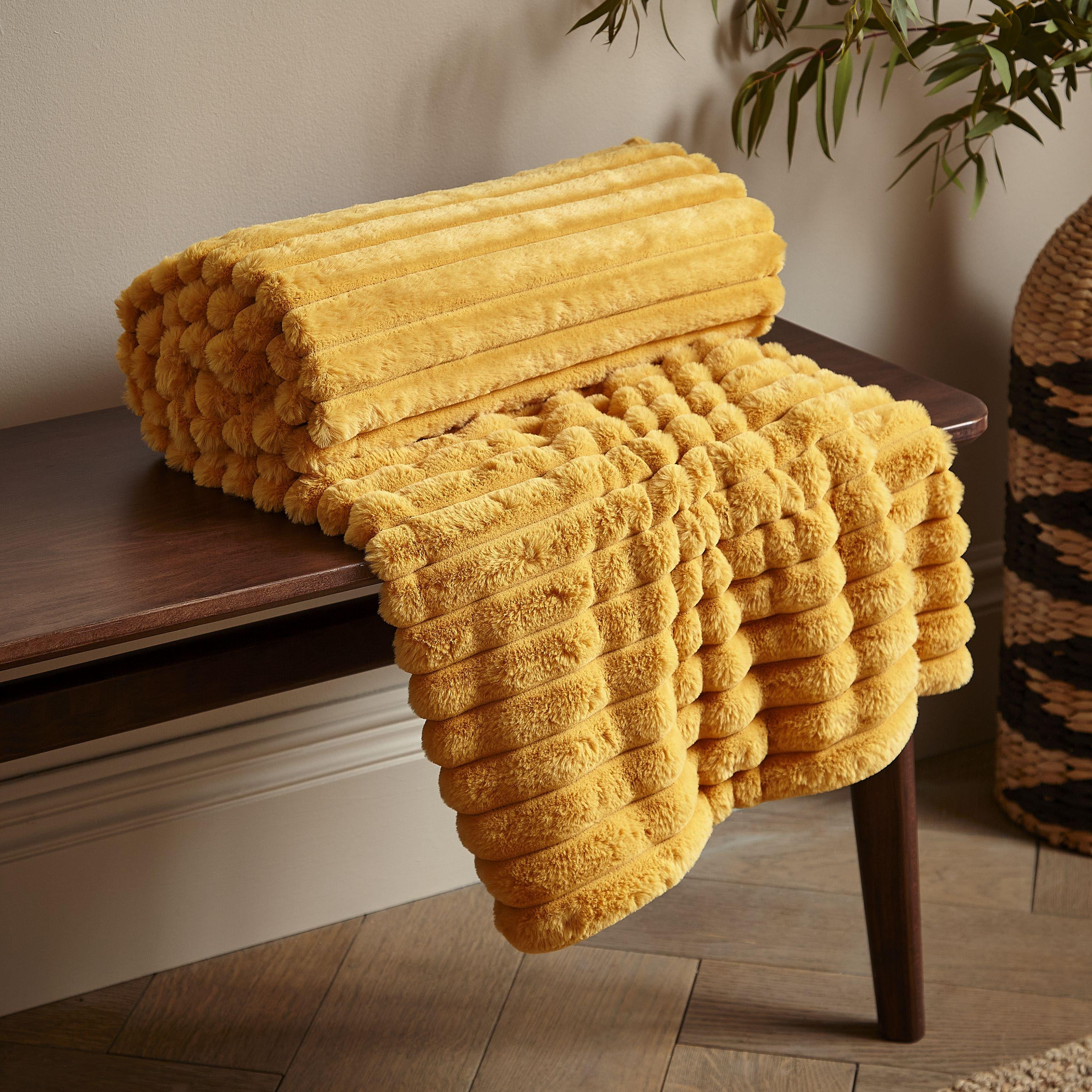 Catherine Lansfield Cosy Ribbed Faux Fur Soft Blanket Throw Yellow 130X170cm - Image 9