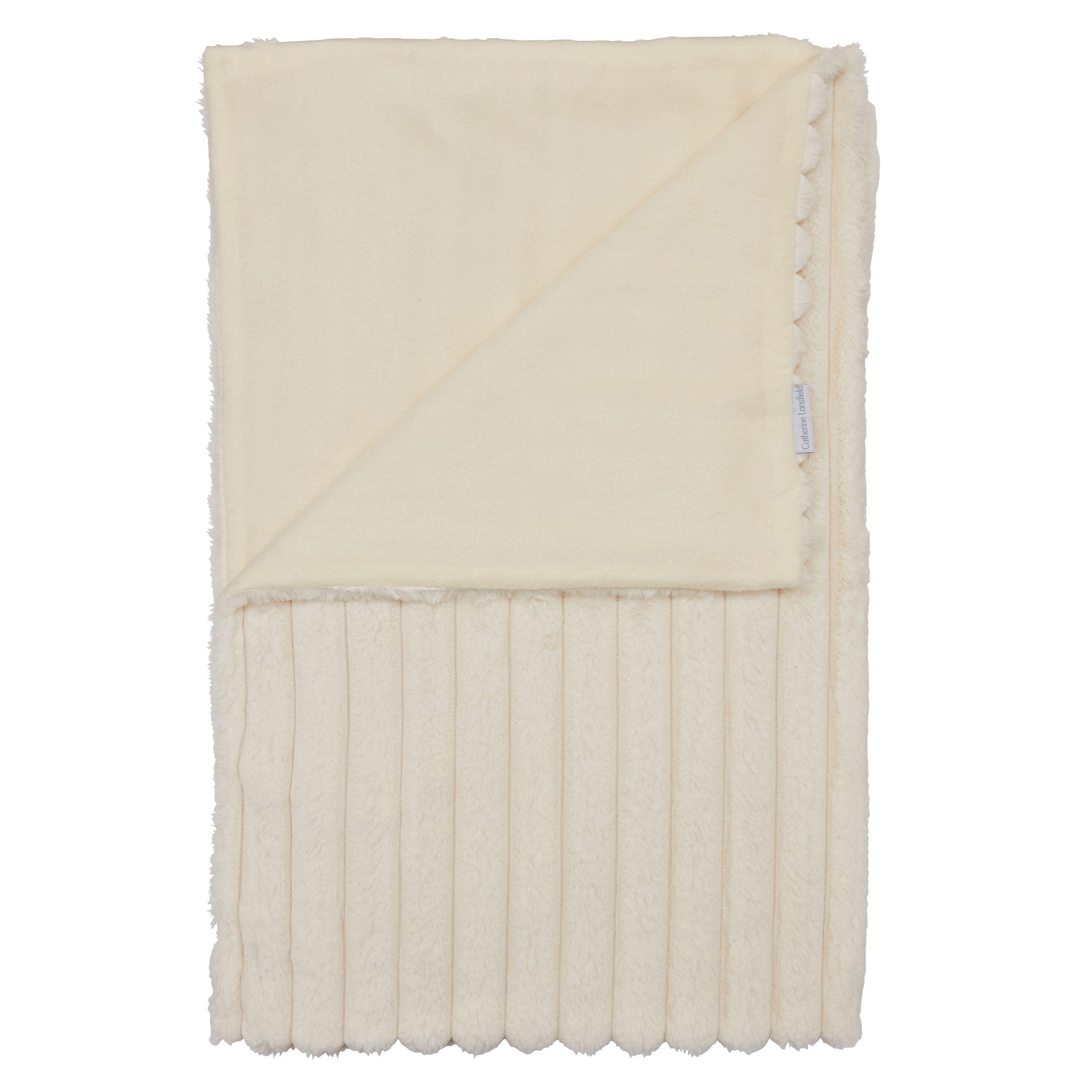 Cream - Catherine Lansfield - Cosy Ribbed Faux Fur Soft Blanket Throw - 5