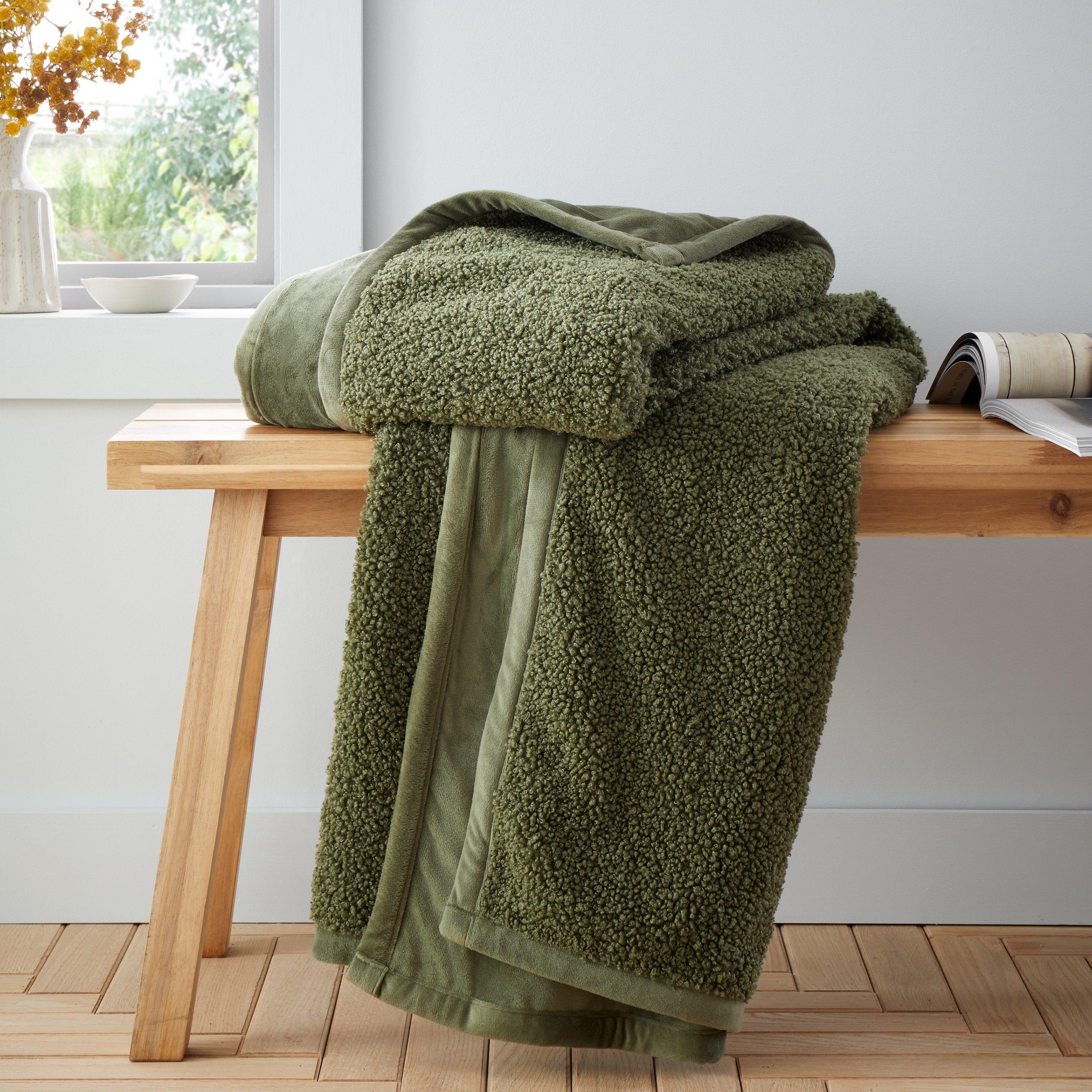 Catherine Lansfield So Soft Velvet Boucle Blanket Throw Green 130X170cm - Image 7