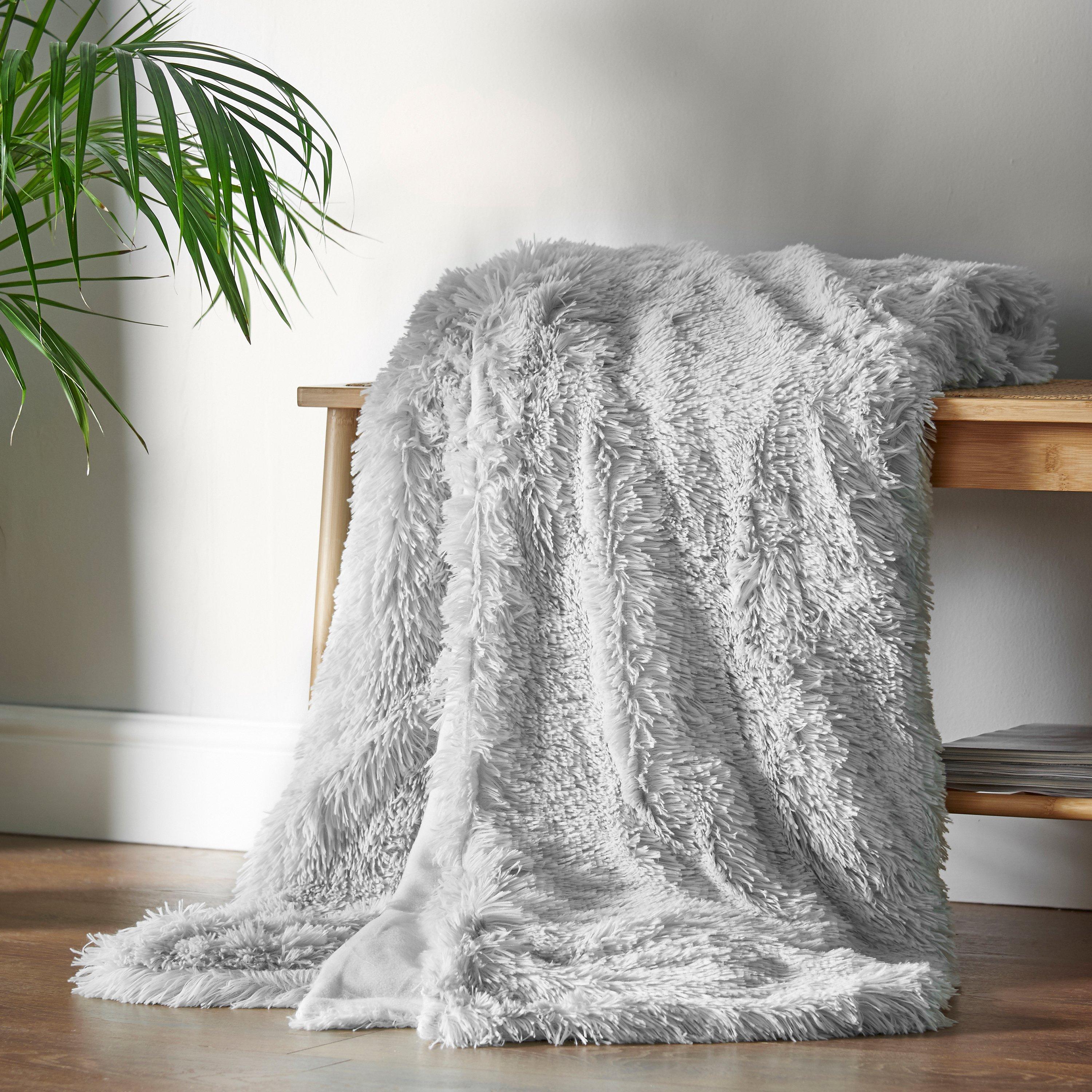 Silver Grey - Catherine Lansfield - Cuddly Deep Pile Blanket Throw - 1