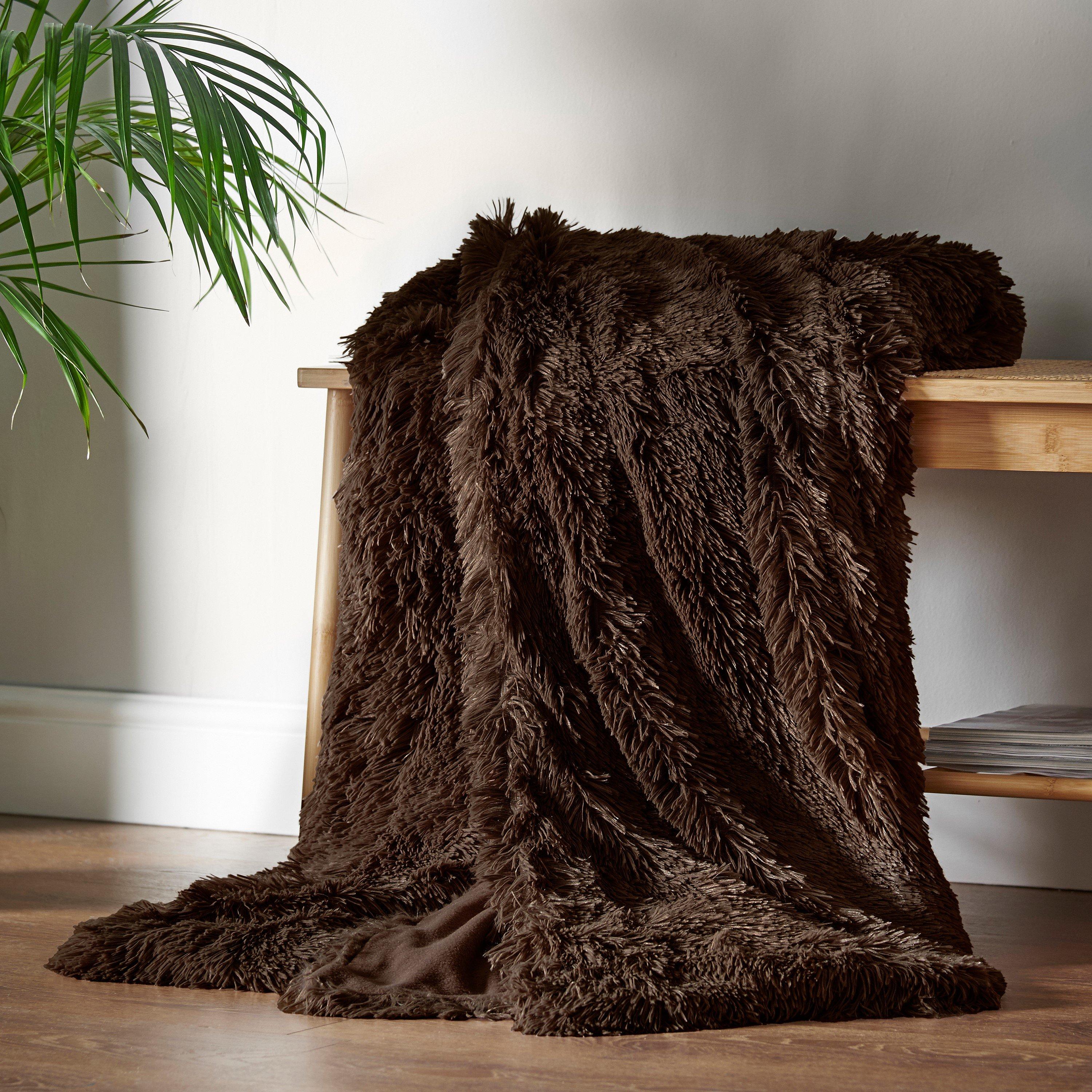 Catherine Lansfield  Cuddly Deep Pile Blanket Throw - Chocolate - 150x200cm