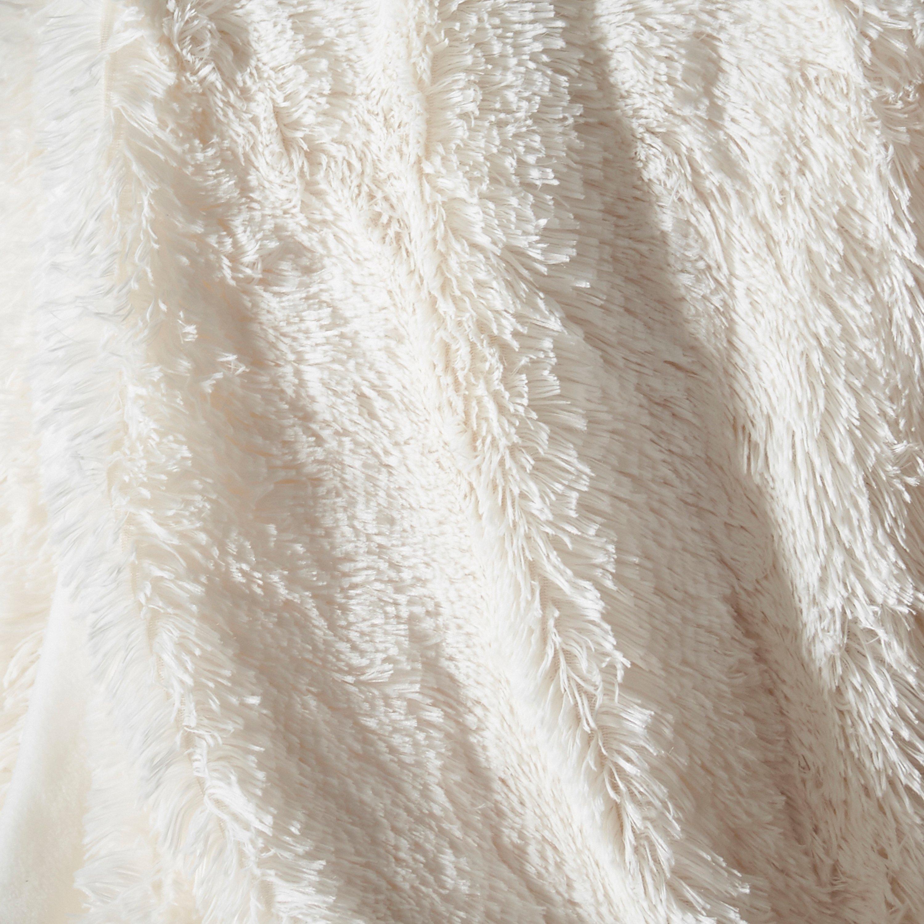Cream - Catherine Lansfield - Cuddly Deep Pile Blanket Throw - 3